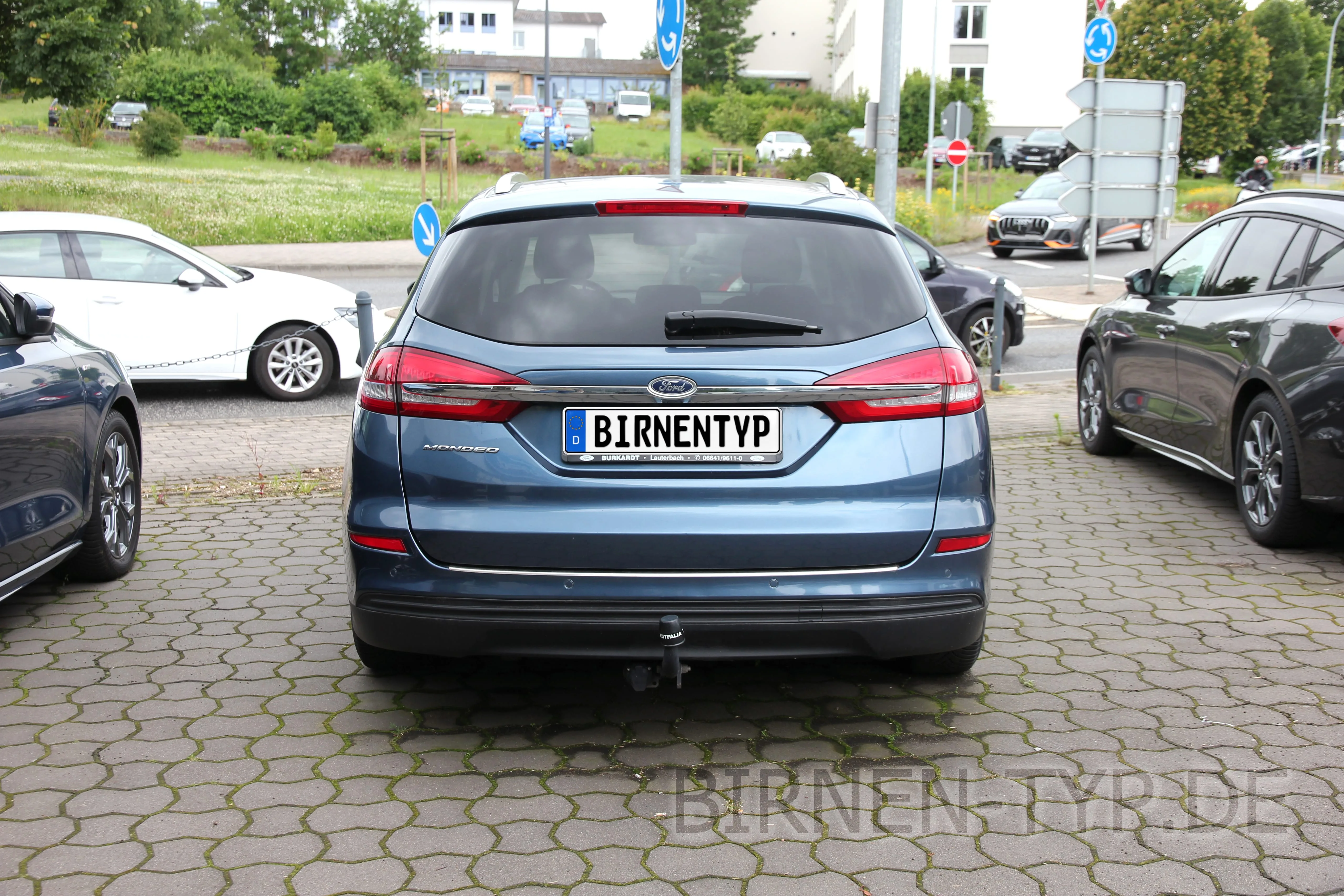 Heck-Ansicht des Ford Mondeo 5. Gen