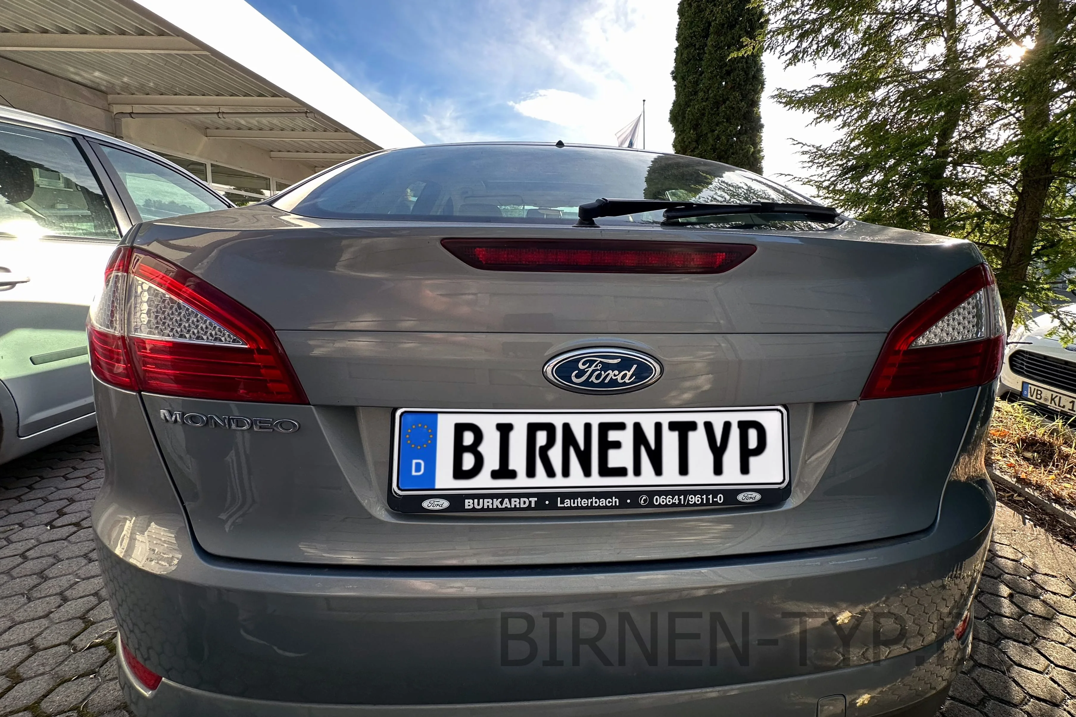 Heck-Ansicht des Ford Mondeo 4