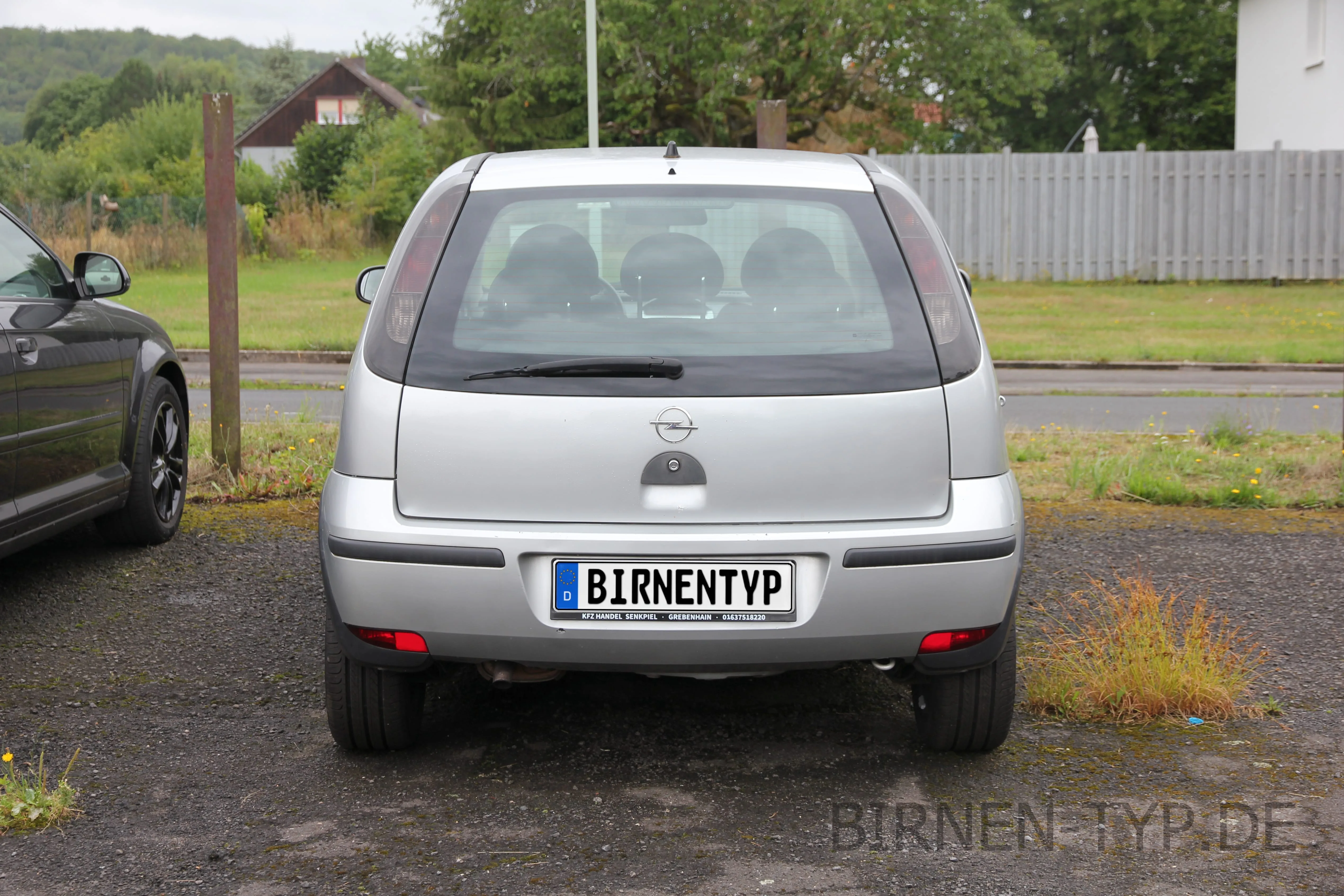 Heck-Ansicht des Opel Corsa C