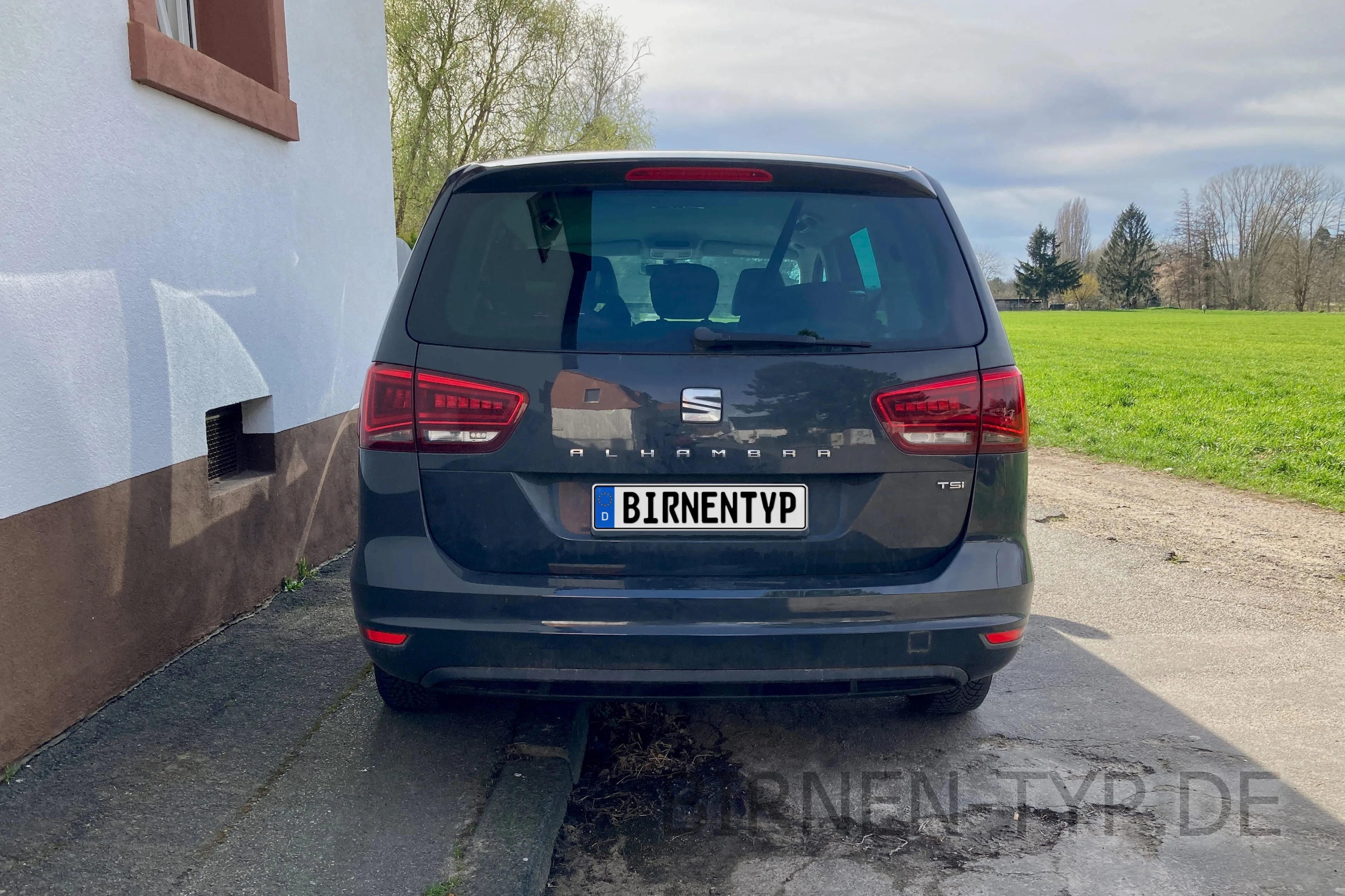Heck-Ansicht des Seat Alhambra