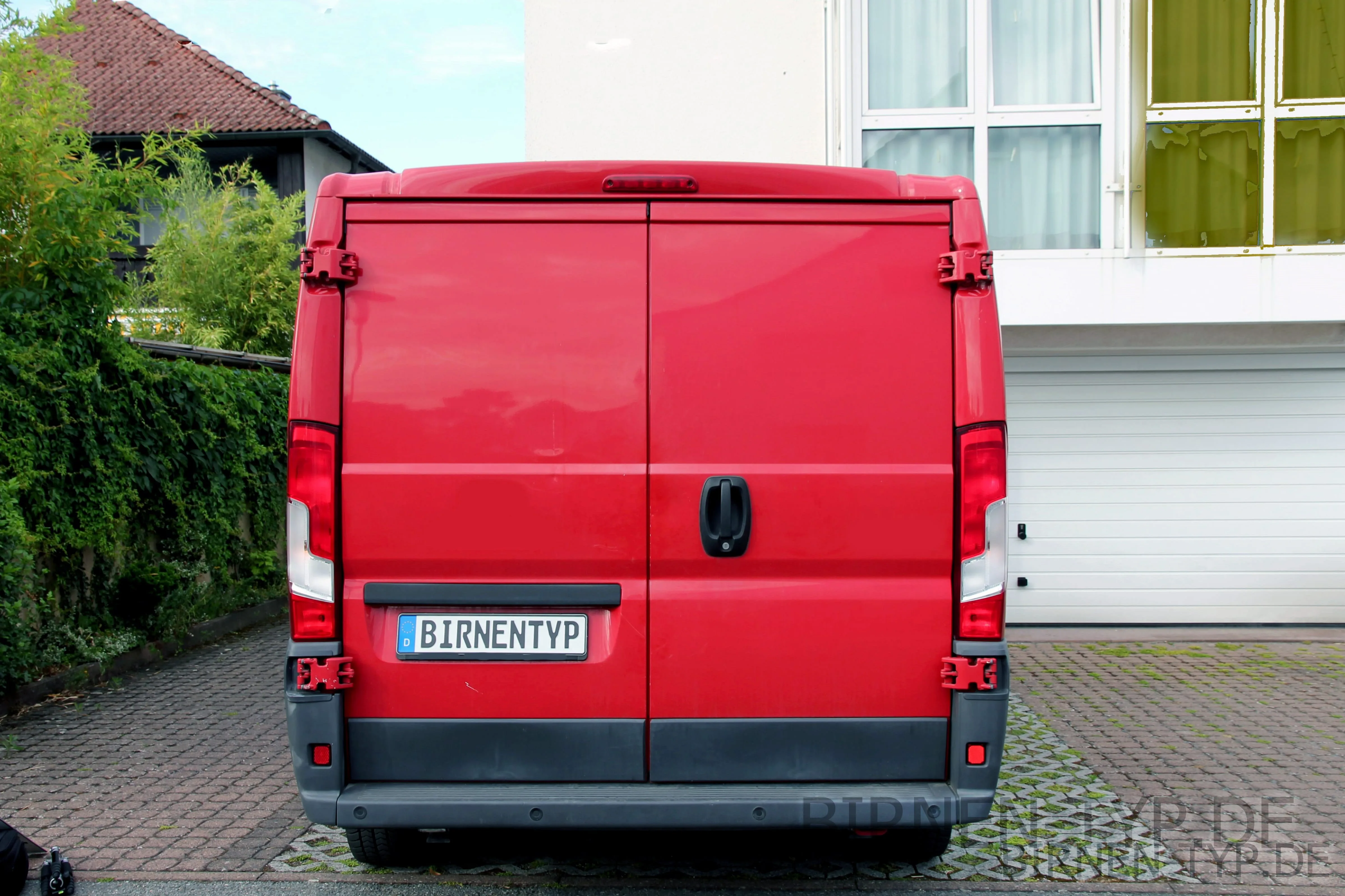 Heck-Ansicht des Opel Movano
