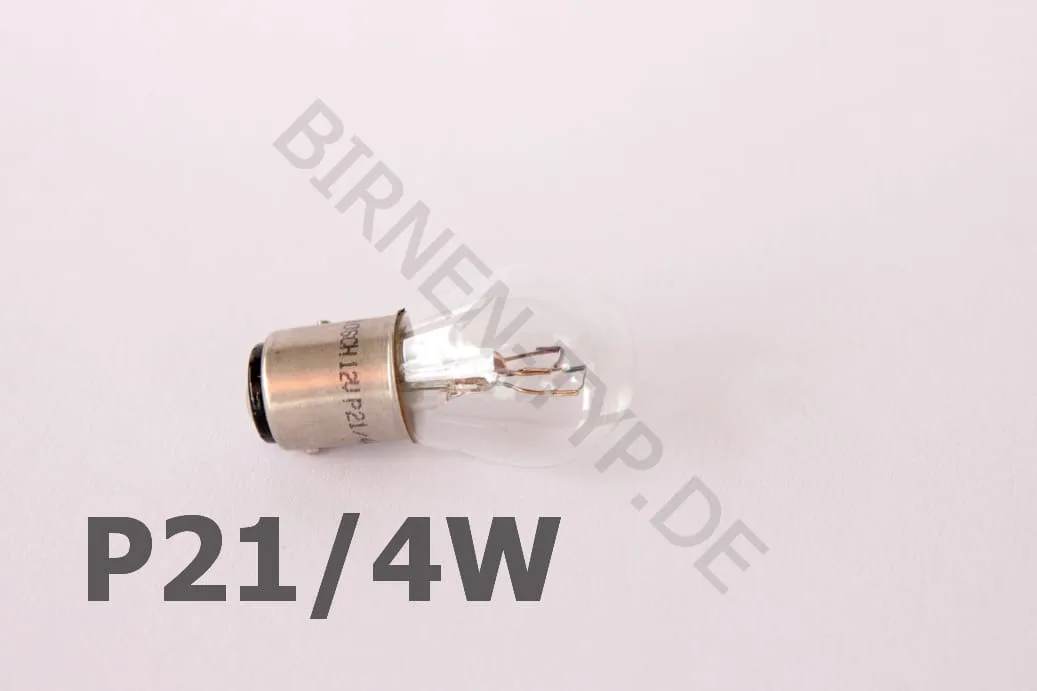 Typische P21/4W-Birne mit Sockel BAZ15d
