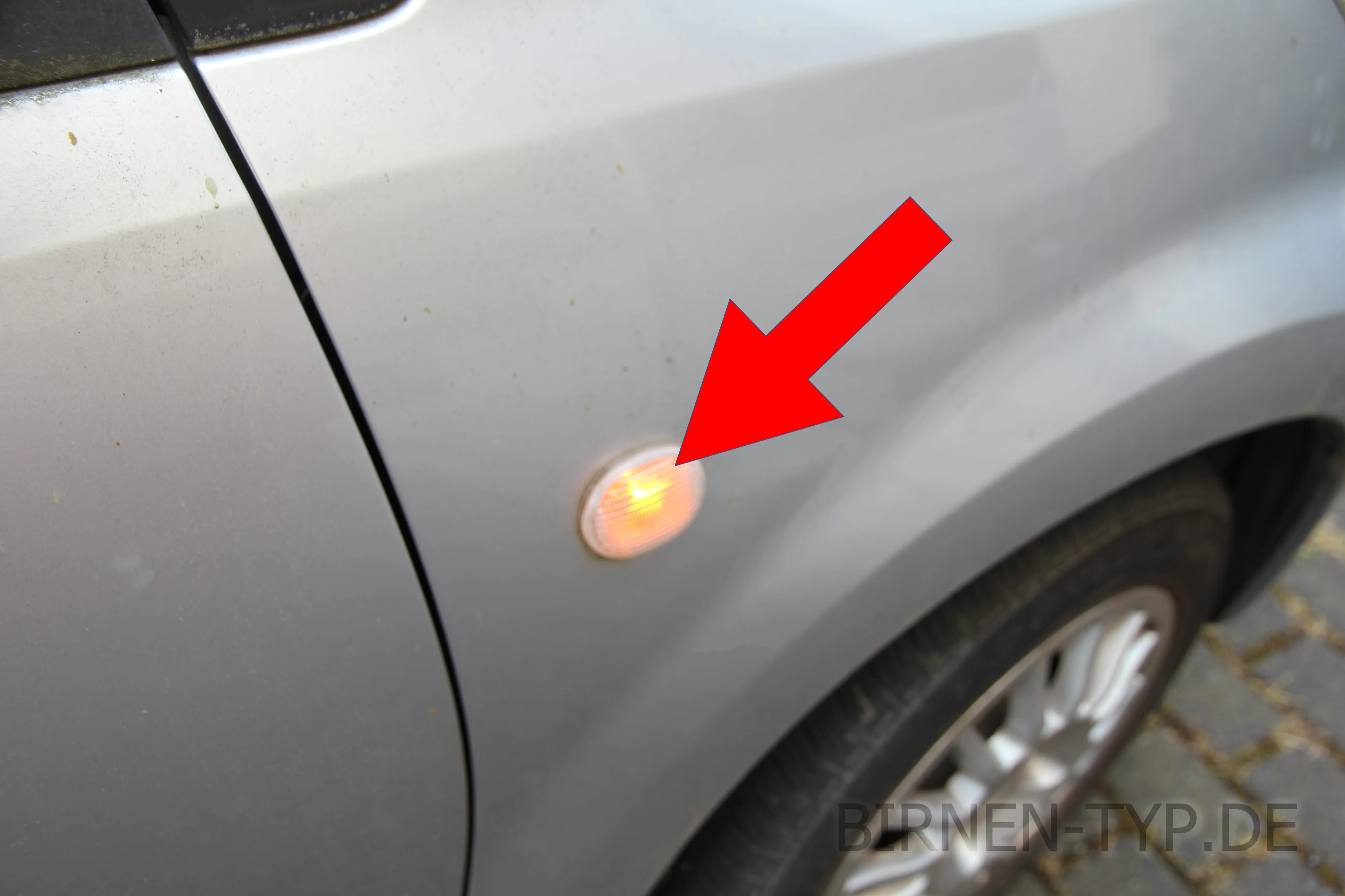 Seitenblinker des Daihatsu Sirion
