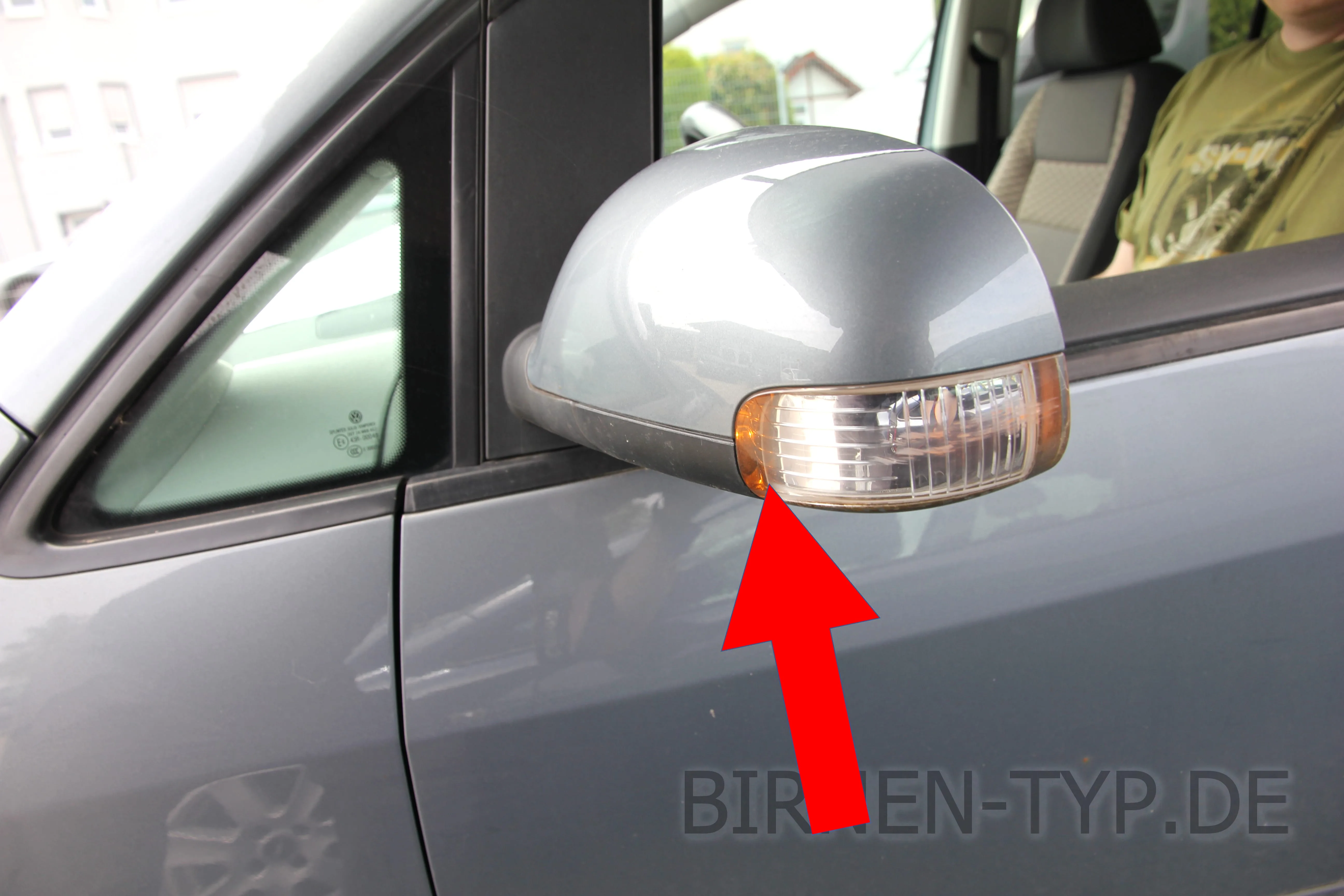 Seitenblinker des VW Touran 1. Gen GP1
