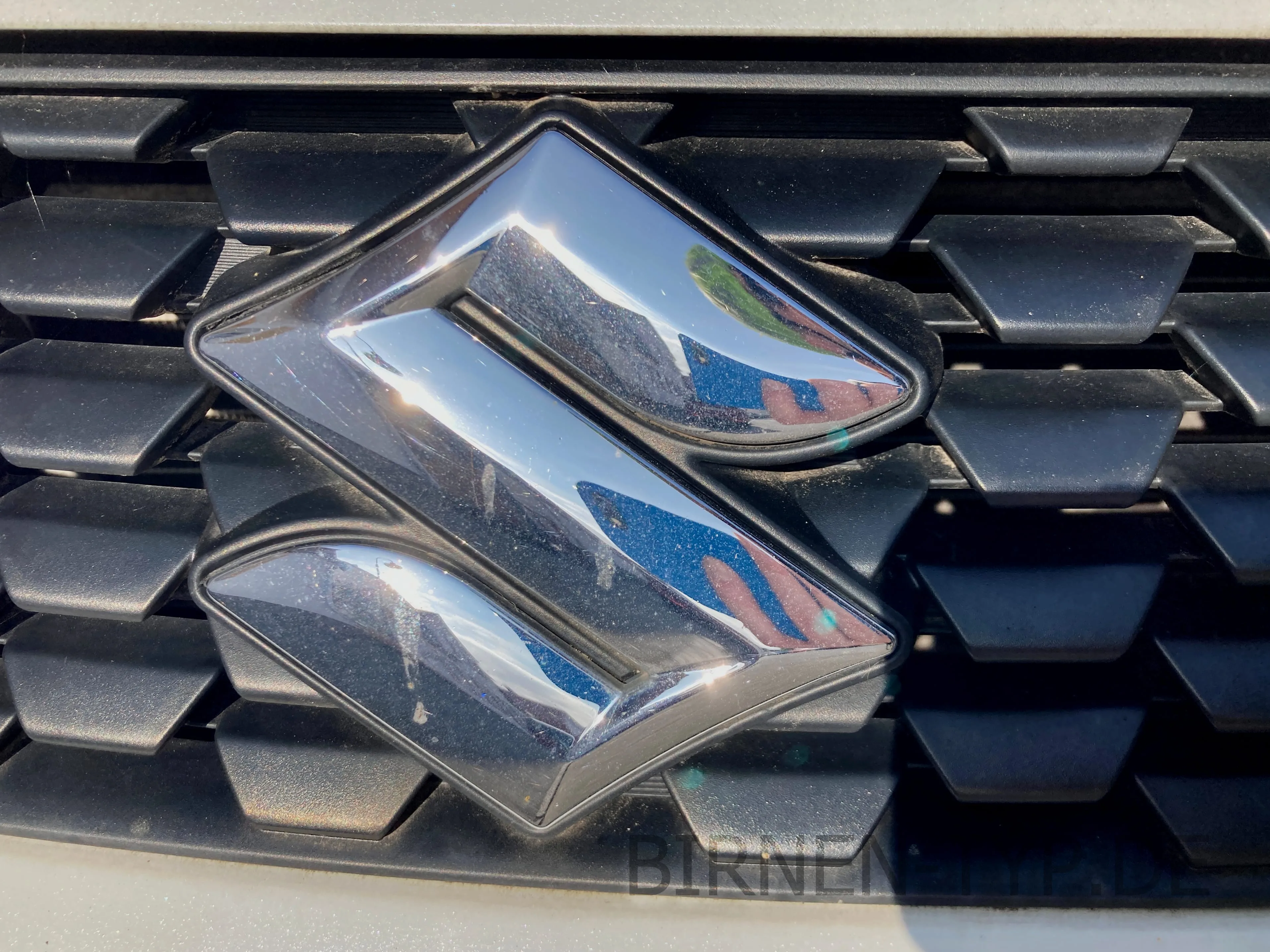 Suzuki-Markenlogo