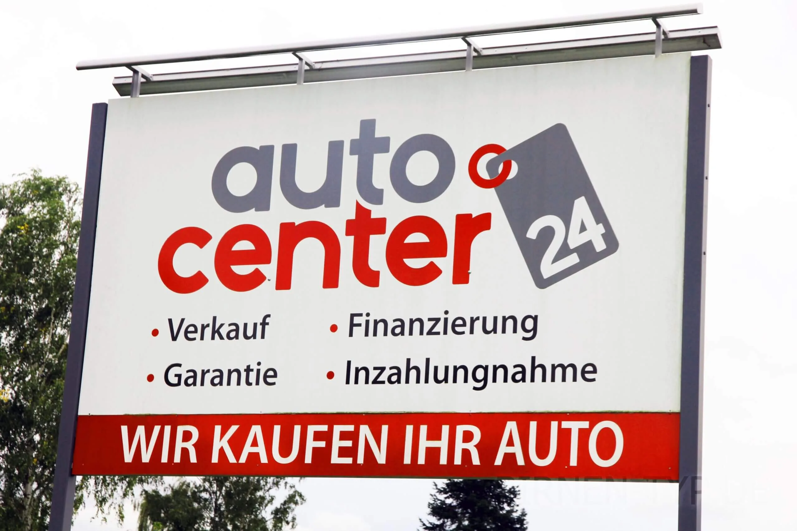 Mit freundlicher Unterstützung von autocenter24 in Wartenberg (Hessen)