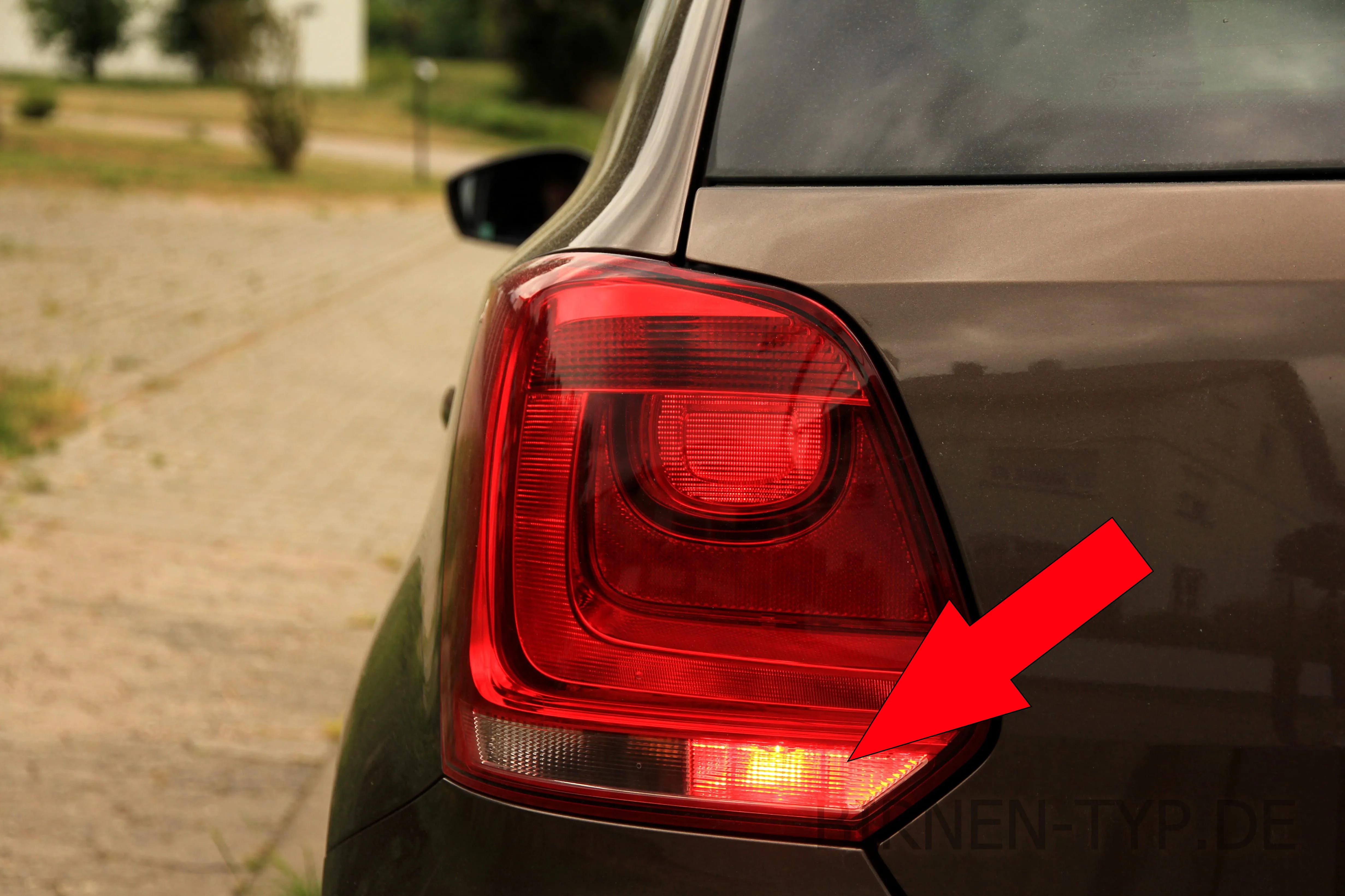 Nebelschlussleuchte am VW Polo V