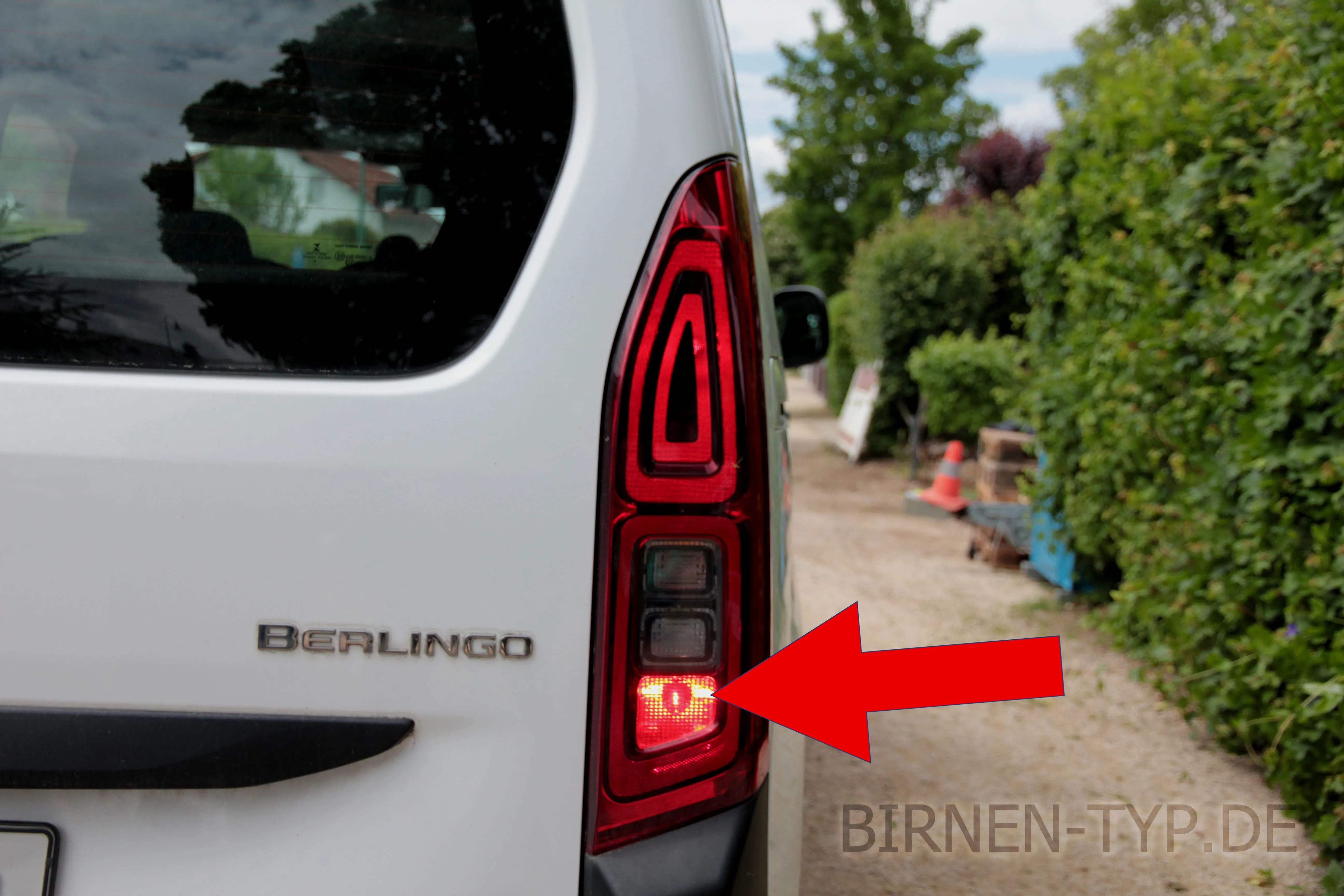 Nebelschlussleuchte des Citroën Berlingo 3. Gen. (Typ: K9/ER/EC, 2018-heute))