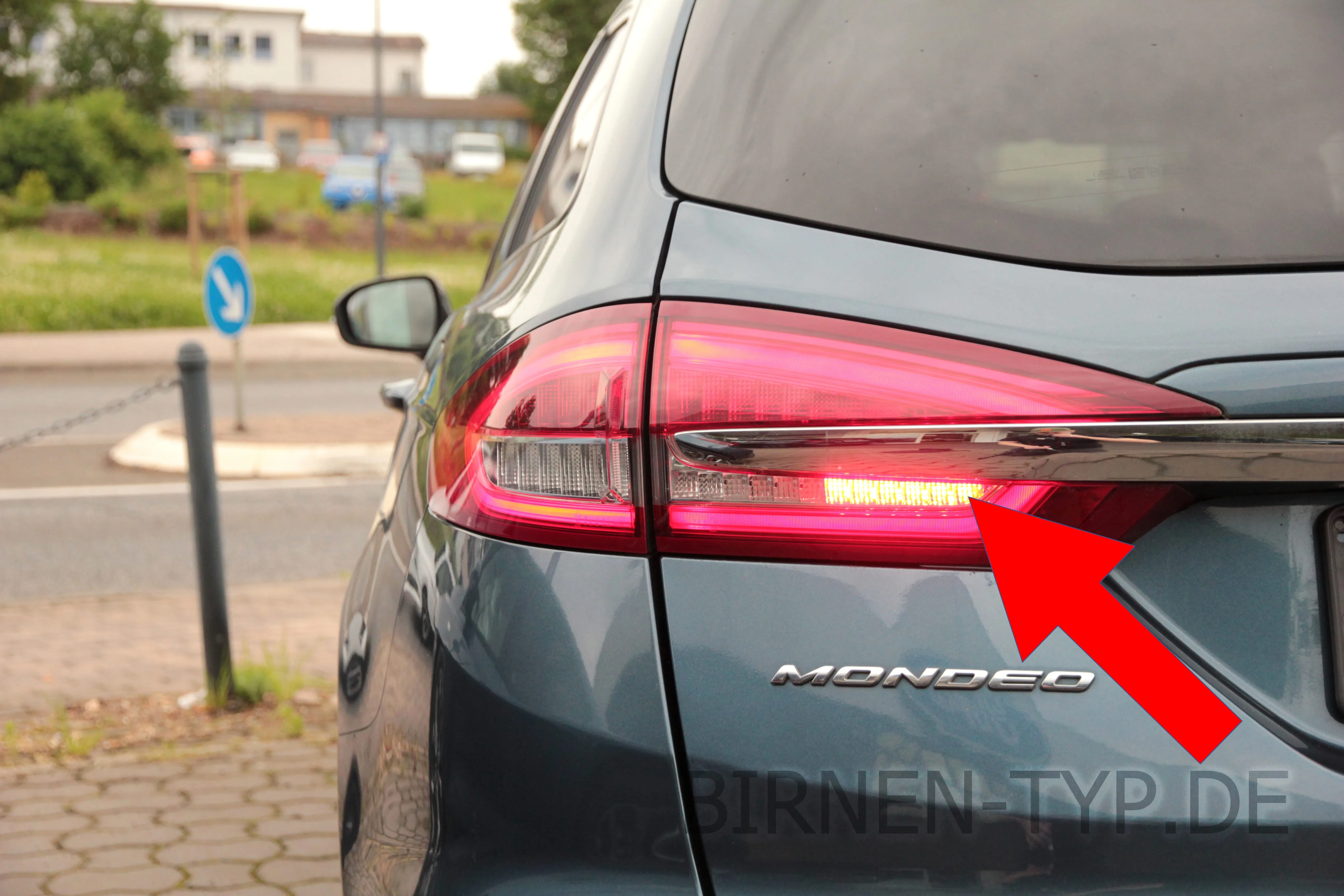 Nebelschlussleuchte des Ford Mondeo 5. Gen
