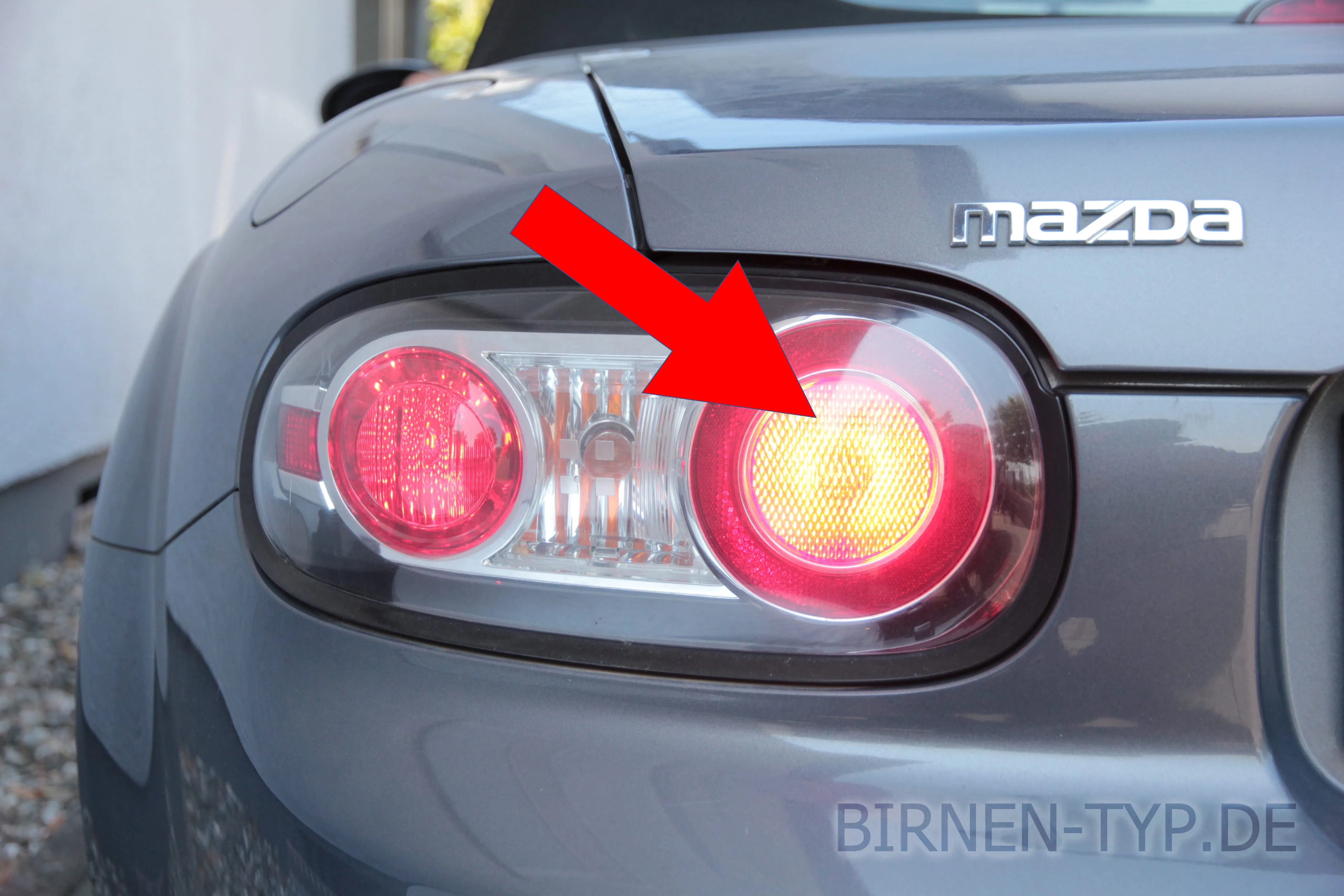 Nebelschlussleuchte des Mazda MX-5 / Miata
