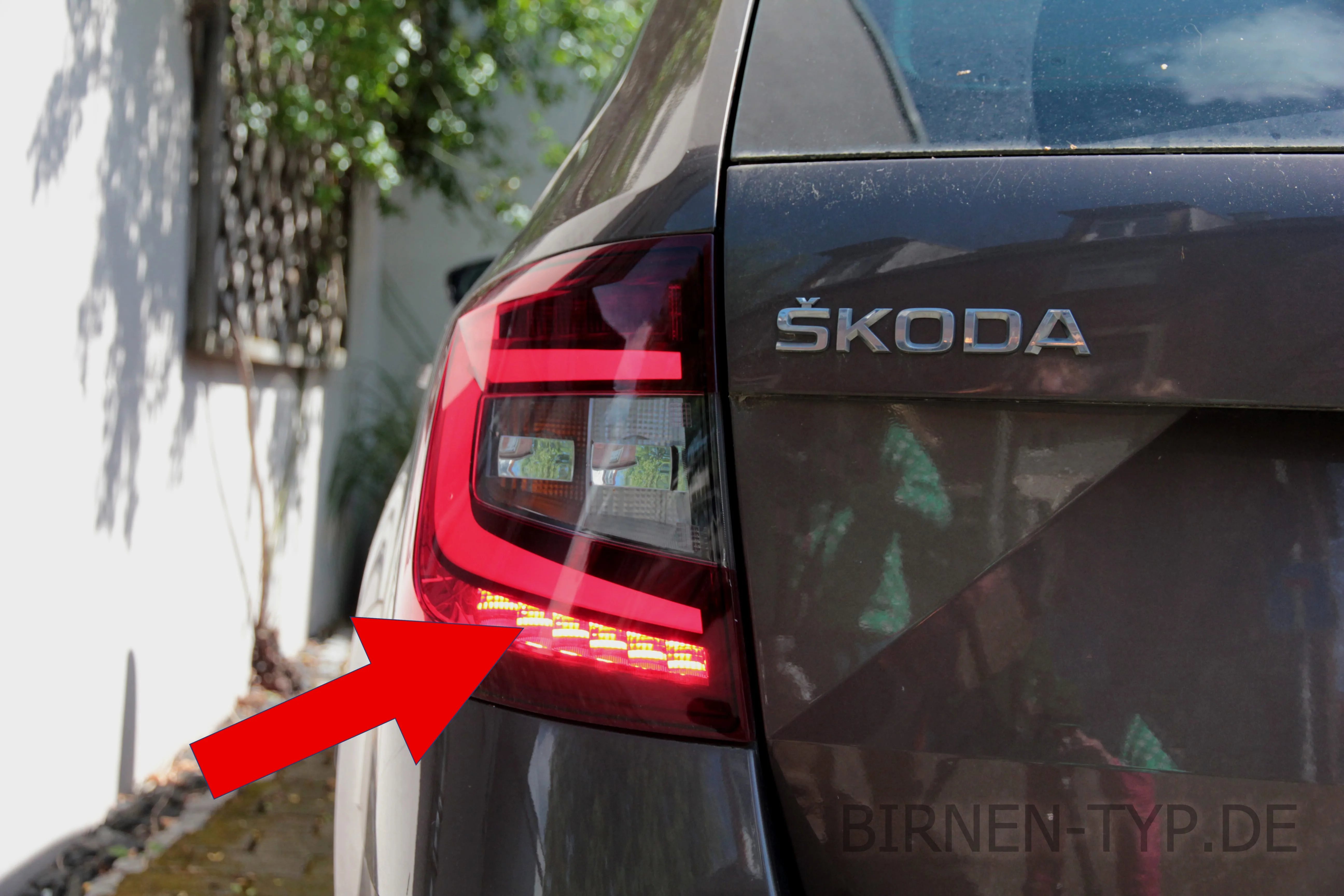 Nebelschlussleuchte des Škoda Octavia