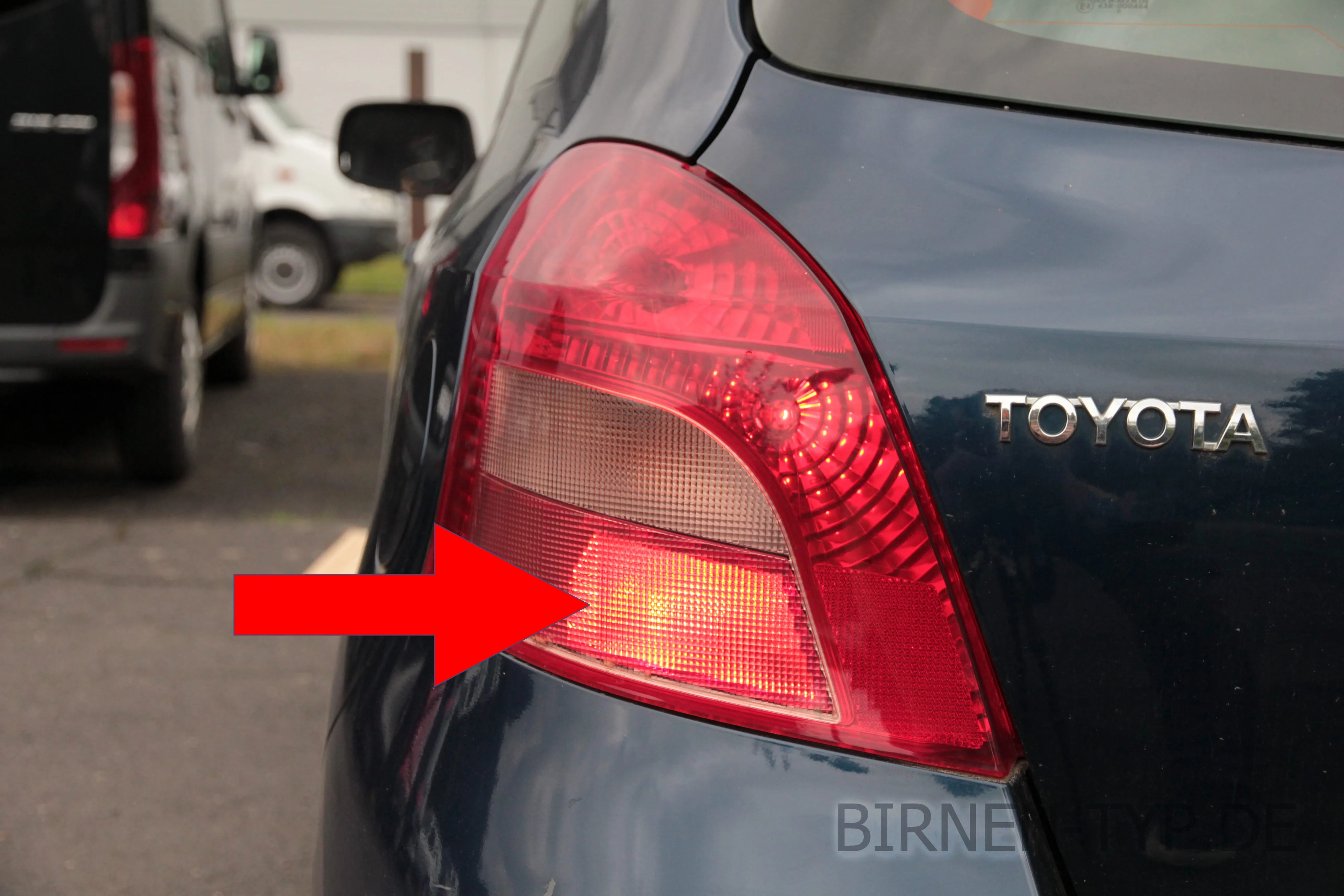 Nebelschlussleuchte des Toyota Yaris