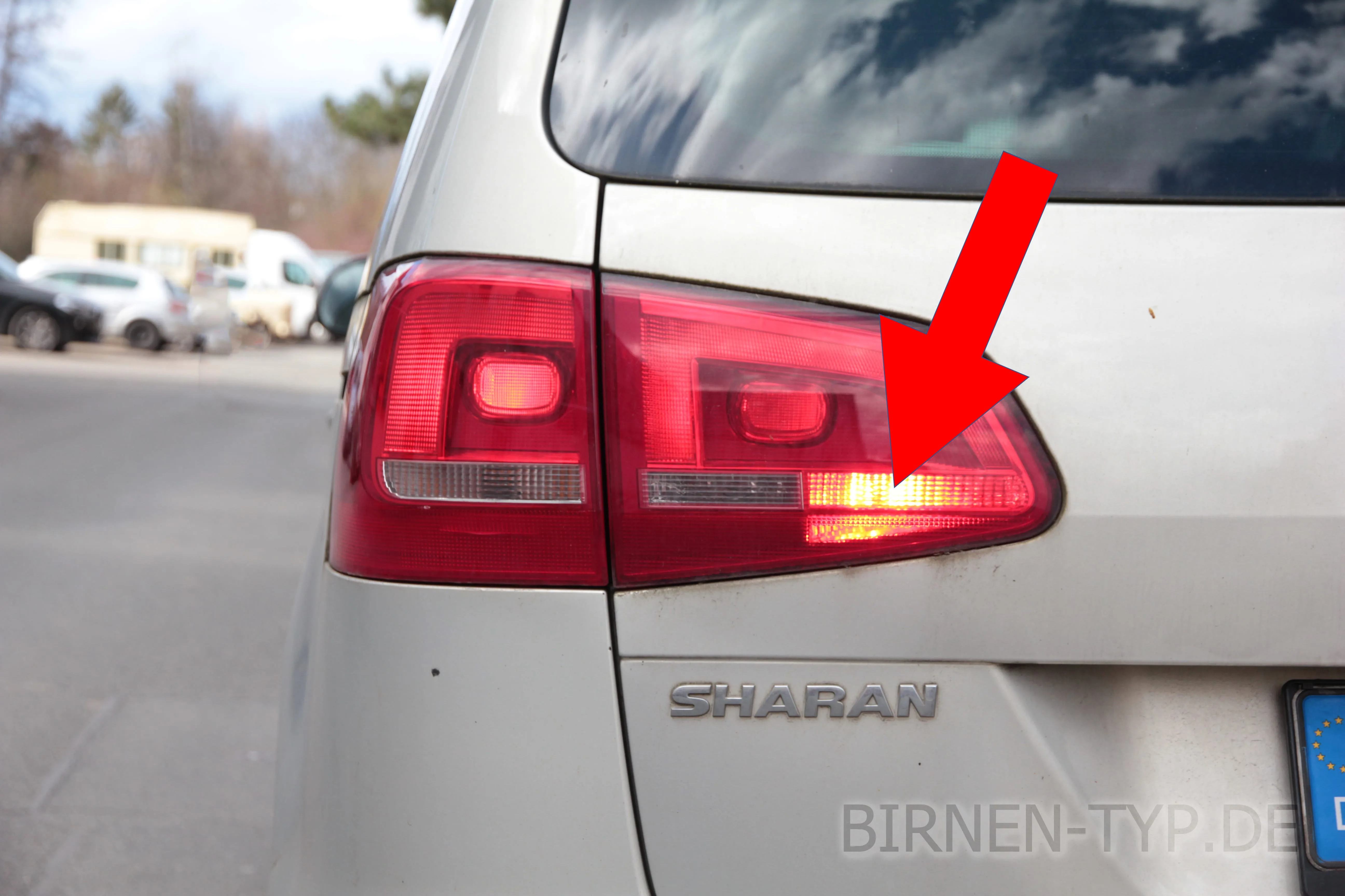 Nebelschlussleuchte des VW Sharan