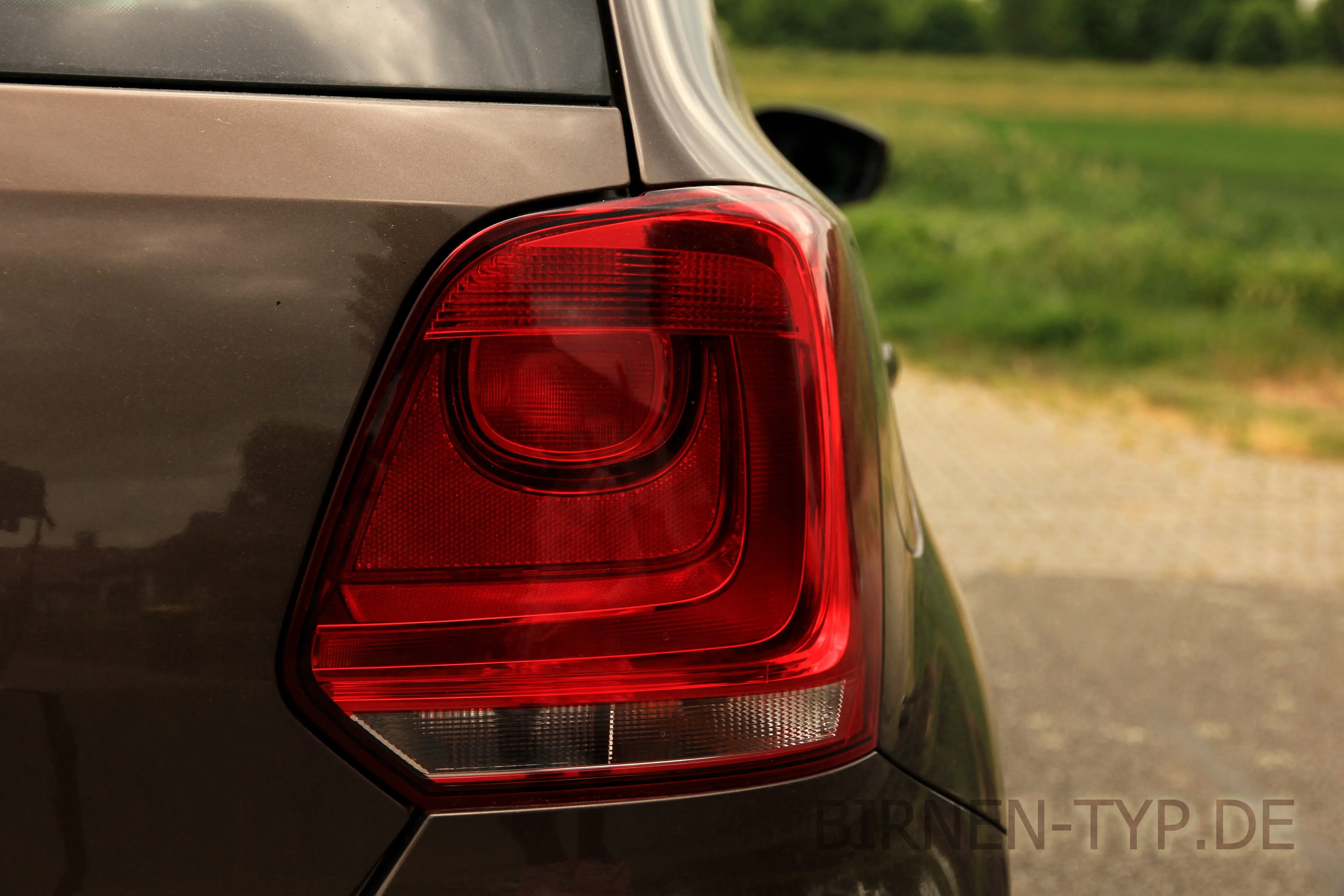 So sieht die Rückleuchte des VW Polo V aus