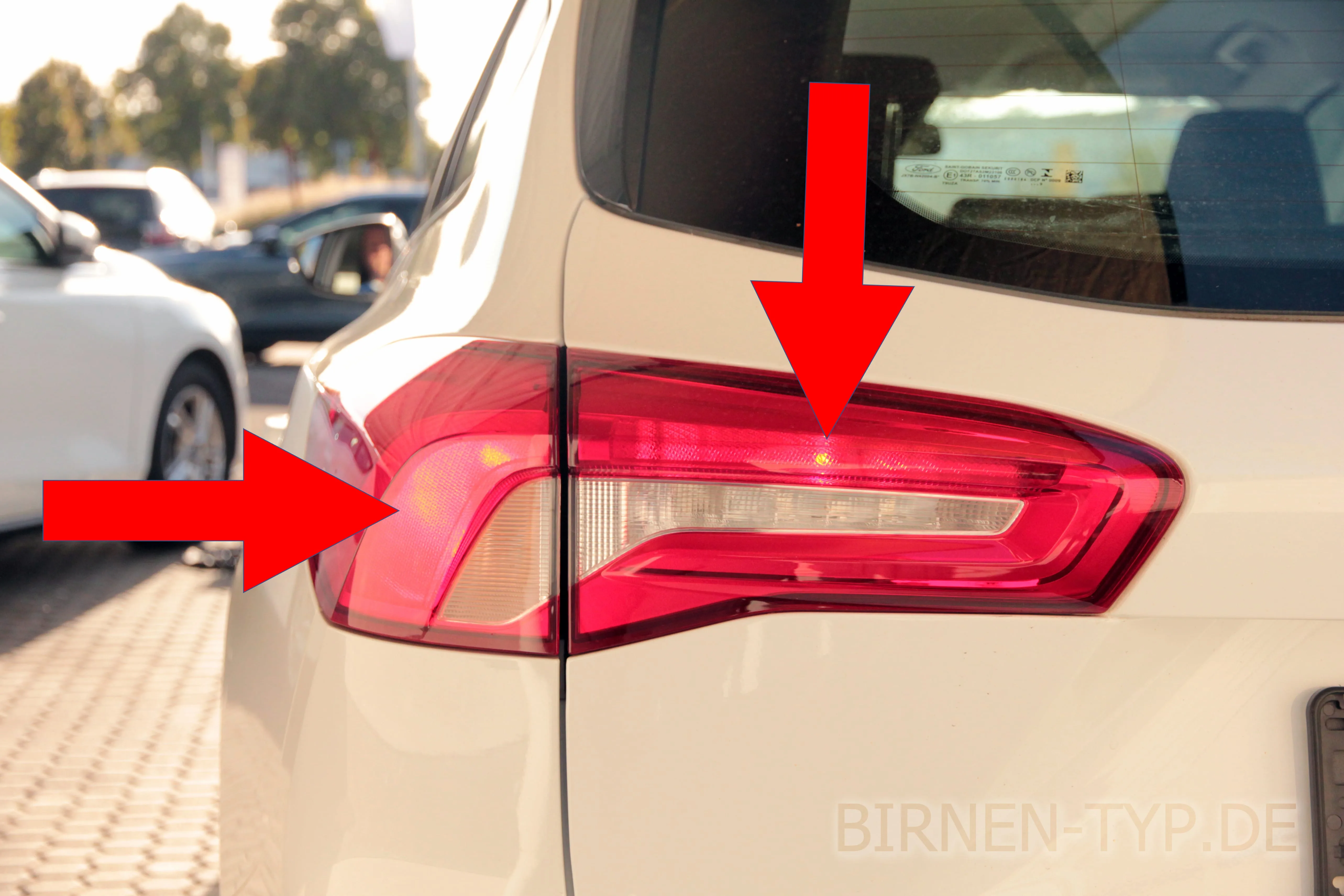 Schlusslicht des Ford Focus MK4