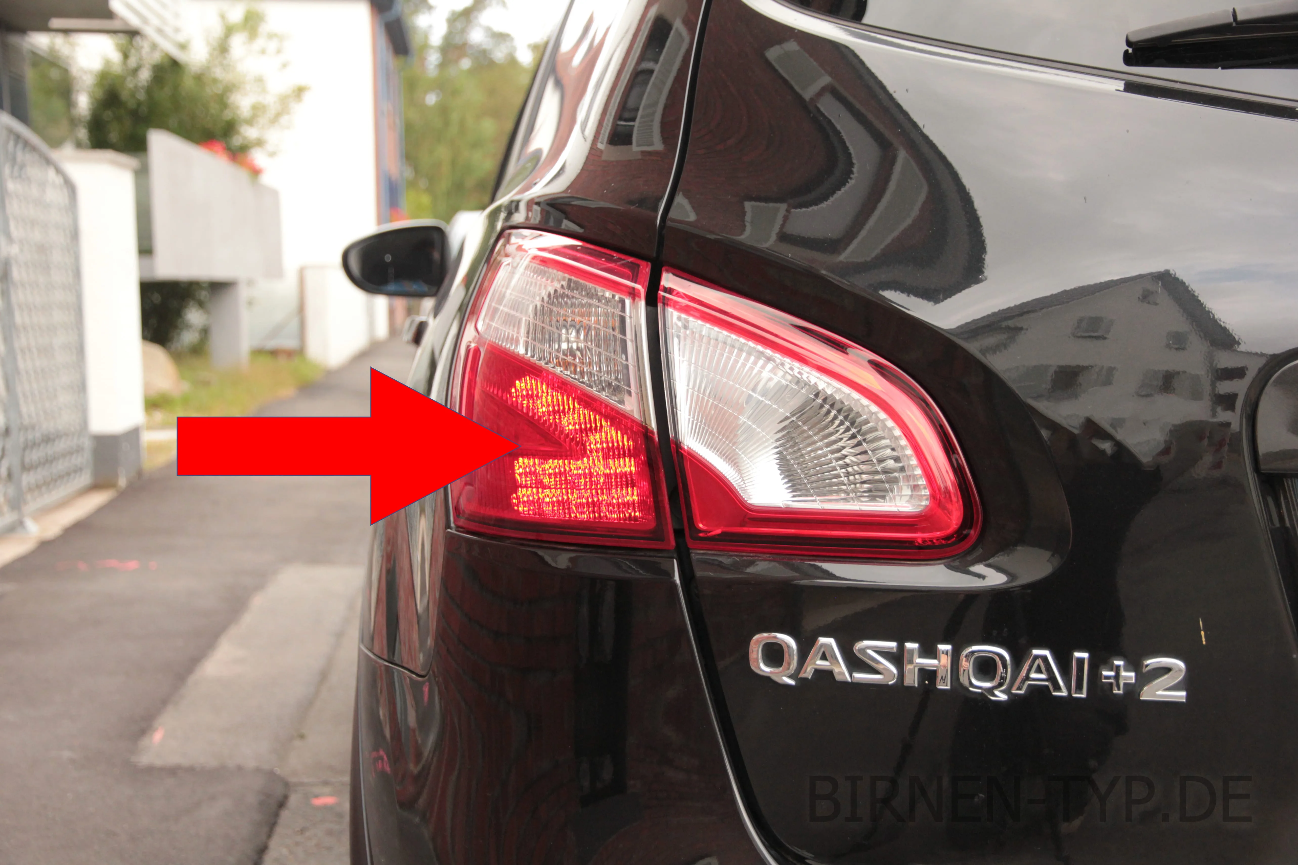 Schlusslicht des Nissan Qashqai (+2)