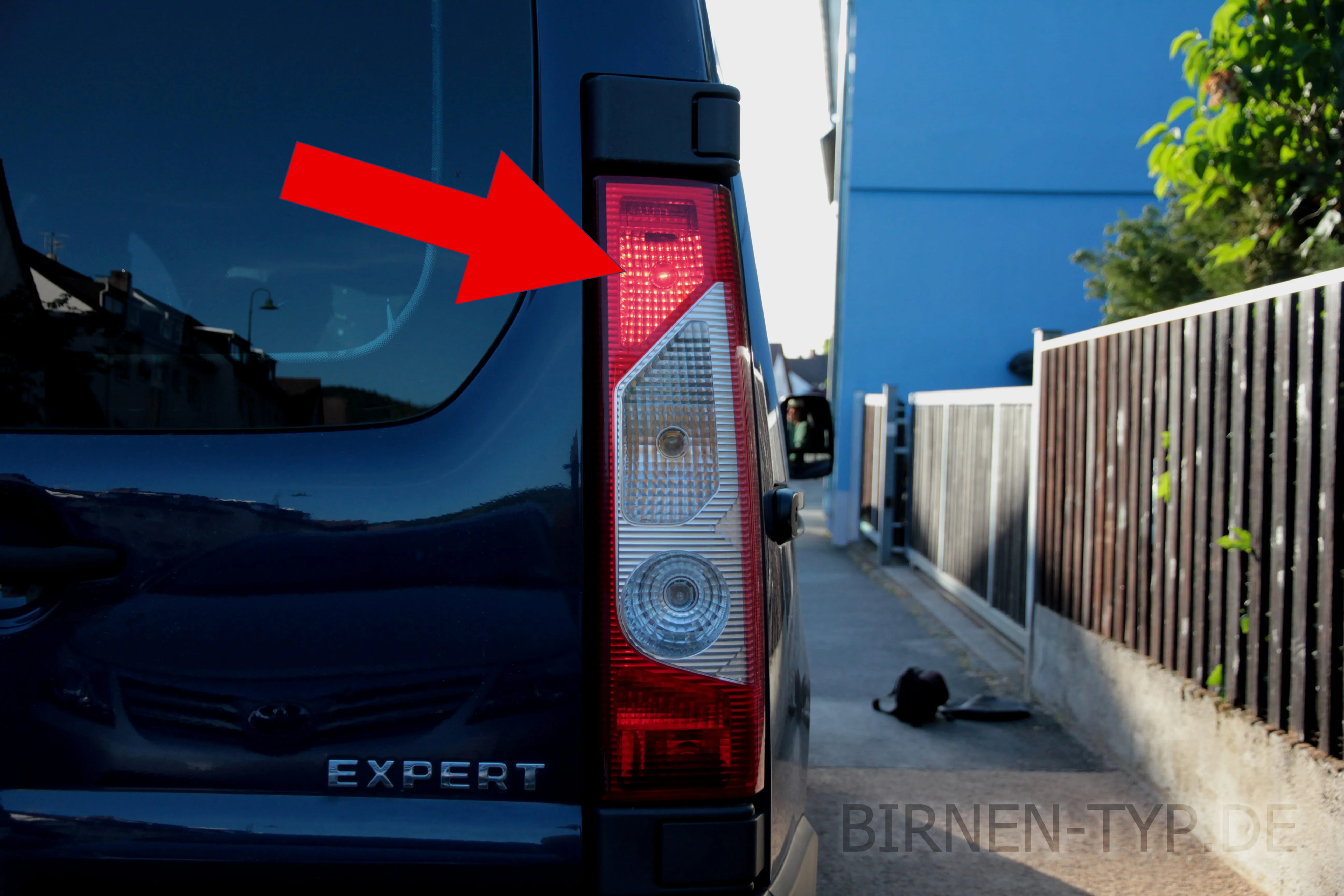 Schlusslicht des Peugeot Expert 2. Gen., Transporter / Van