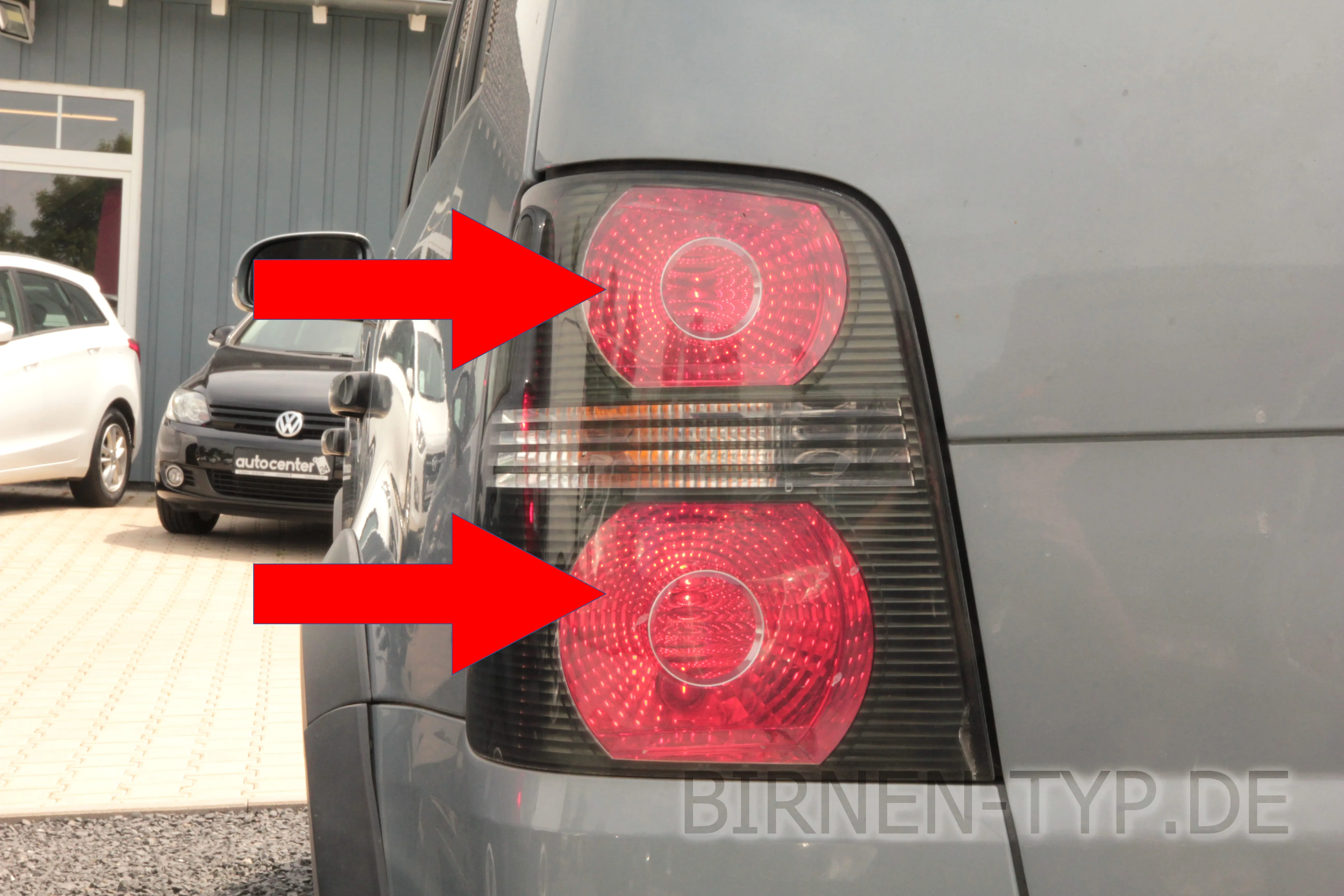 Schlusslicht des VW Touran 1. Gen GP1
