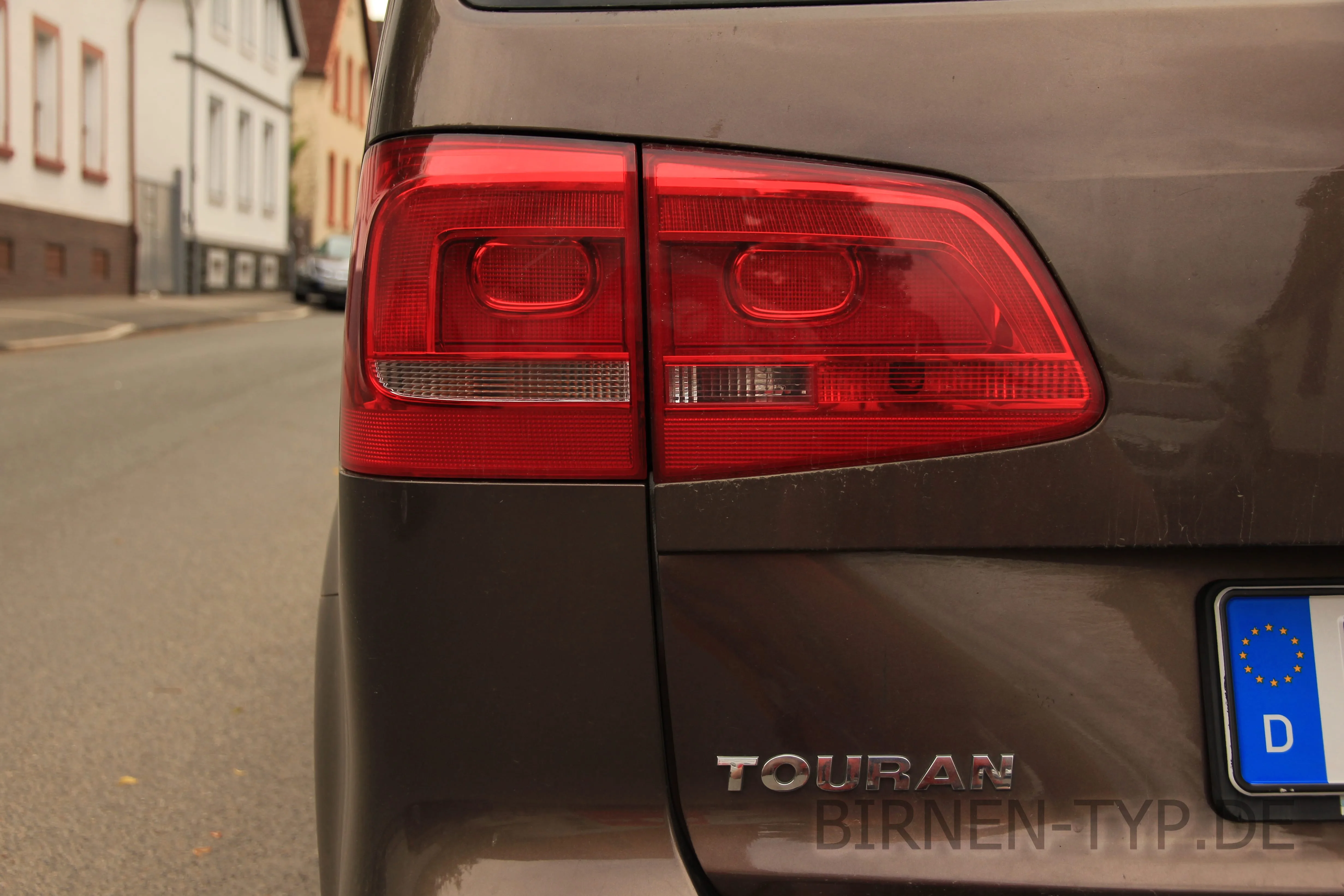 So sieht die Rückleuchte des VW Touran 1 aus