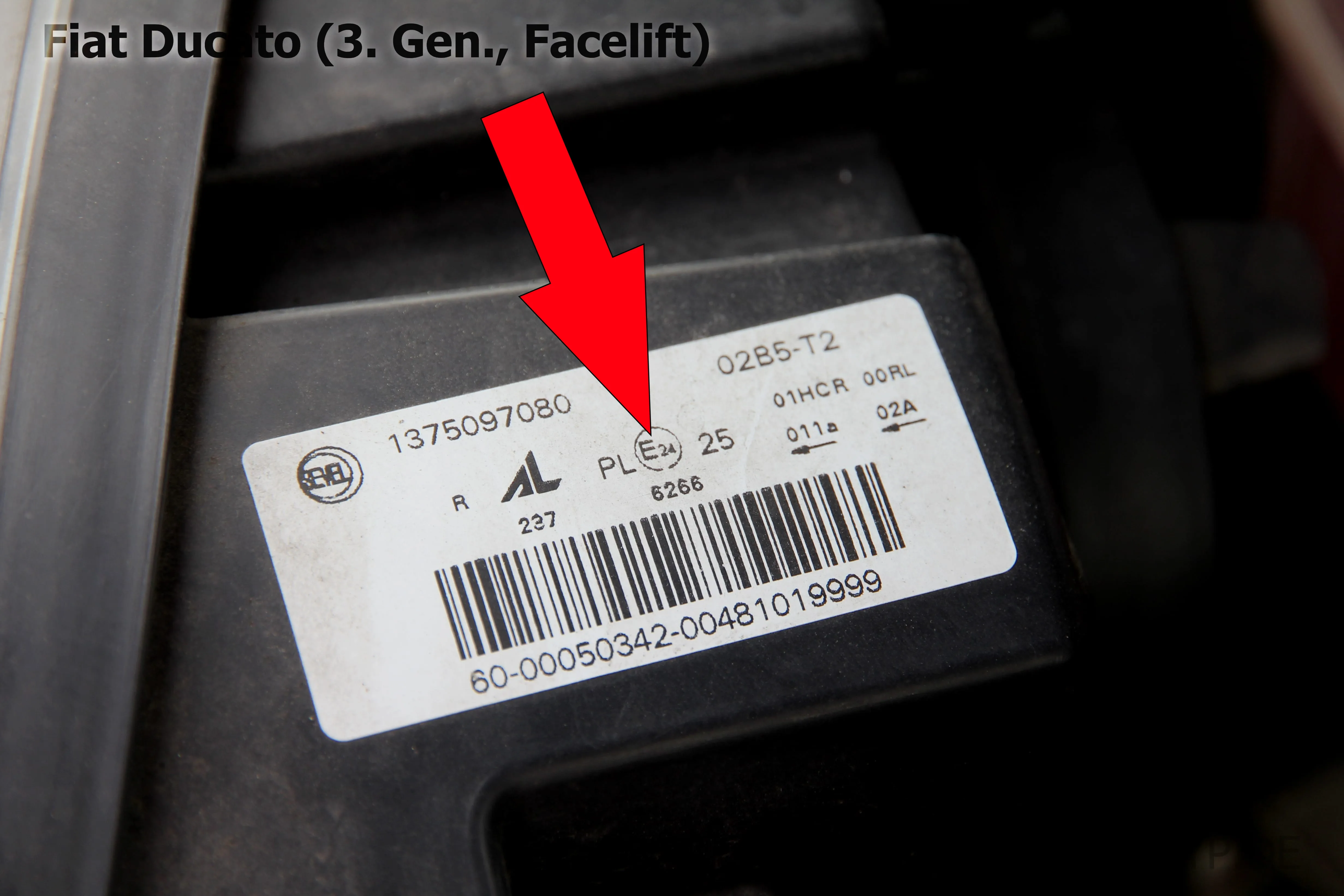 Hier findest Du die Scheinwerfer-Genehmigungsnummer des Fiat Ducato 3 (Facelift)