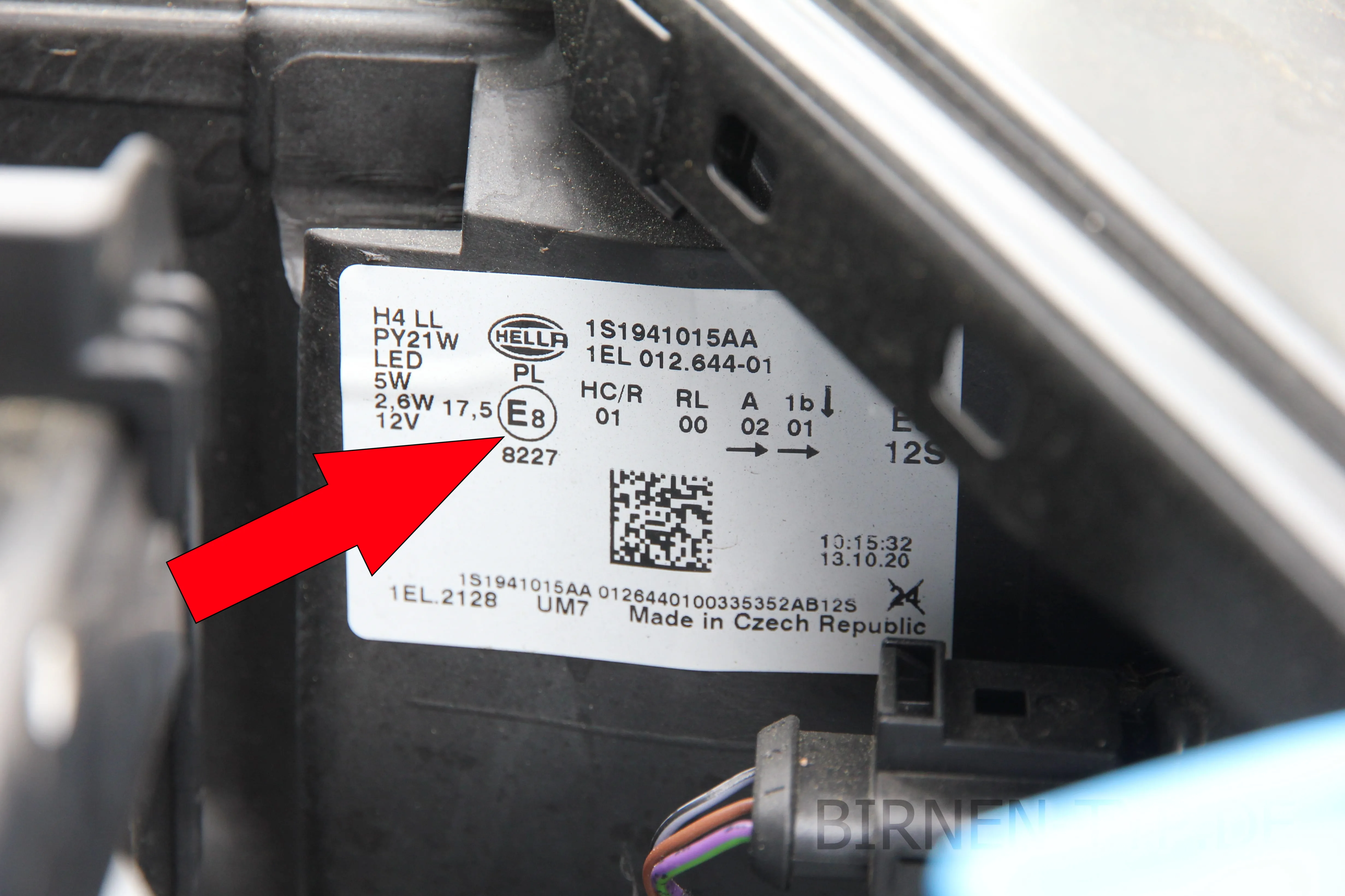 Scheinwerfer Genhemigung nummer Volkswagen VW up! (auch Facelift) AA, AAN bzw. LED H4 HB4 Birne Birnchen Lampe Leuchte Wechsel Ersatz Tausch Licht Halogen Reparatur Defekt kaputt IMG_9985