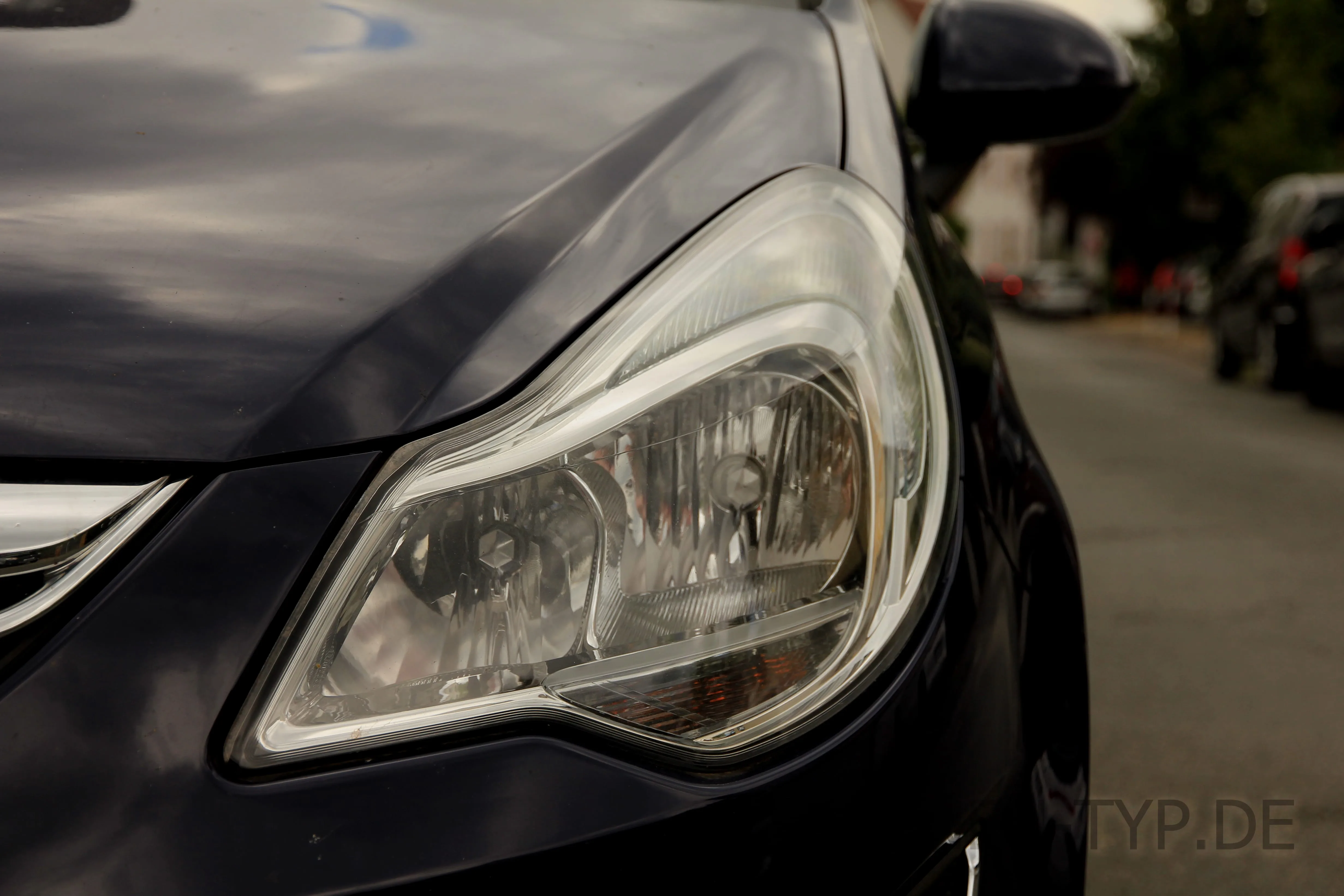 So sieht der Scheinwerfer des Opel Corsa aus