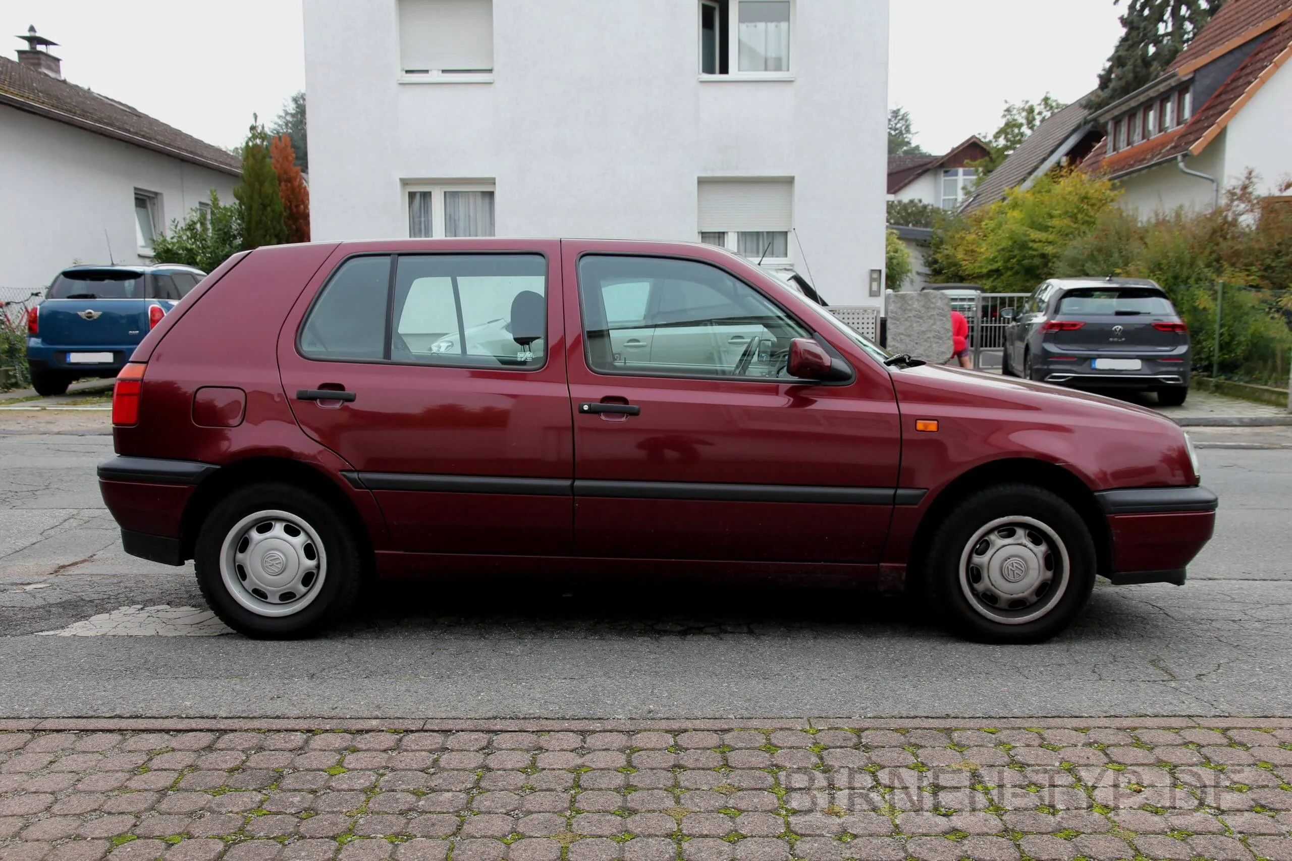 Beifahrerseite (rechts) des VW Golf 3