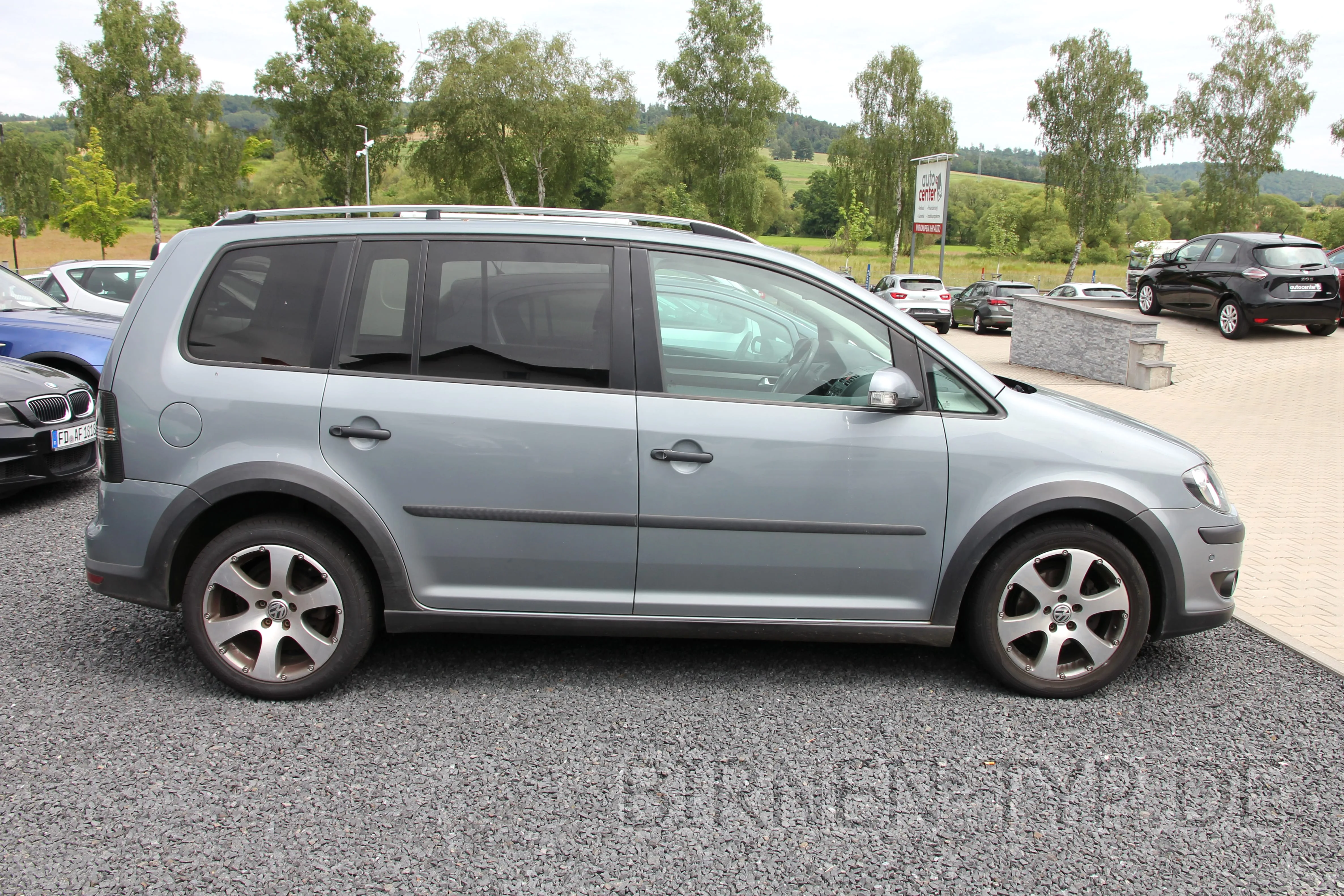 Beifahrerseite (rechts) des VW Touran 1. Gen GP1