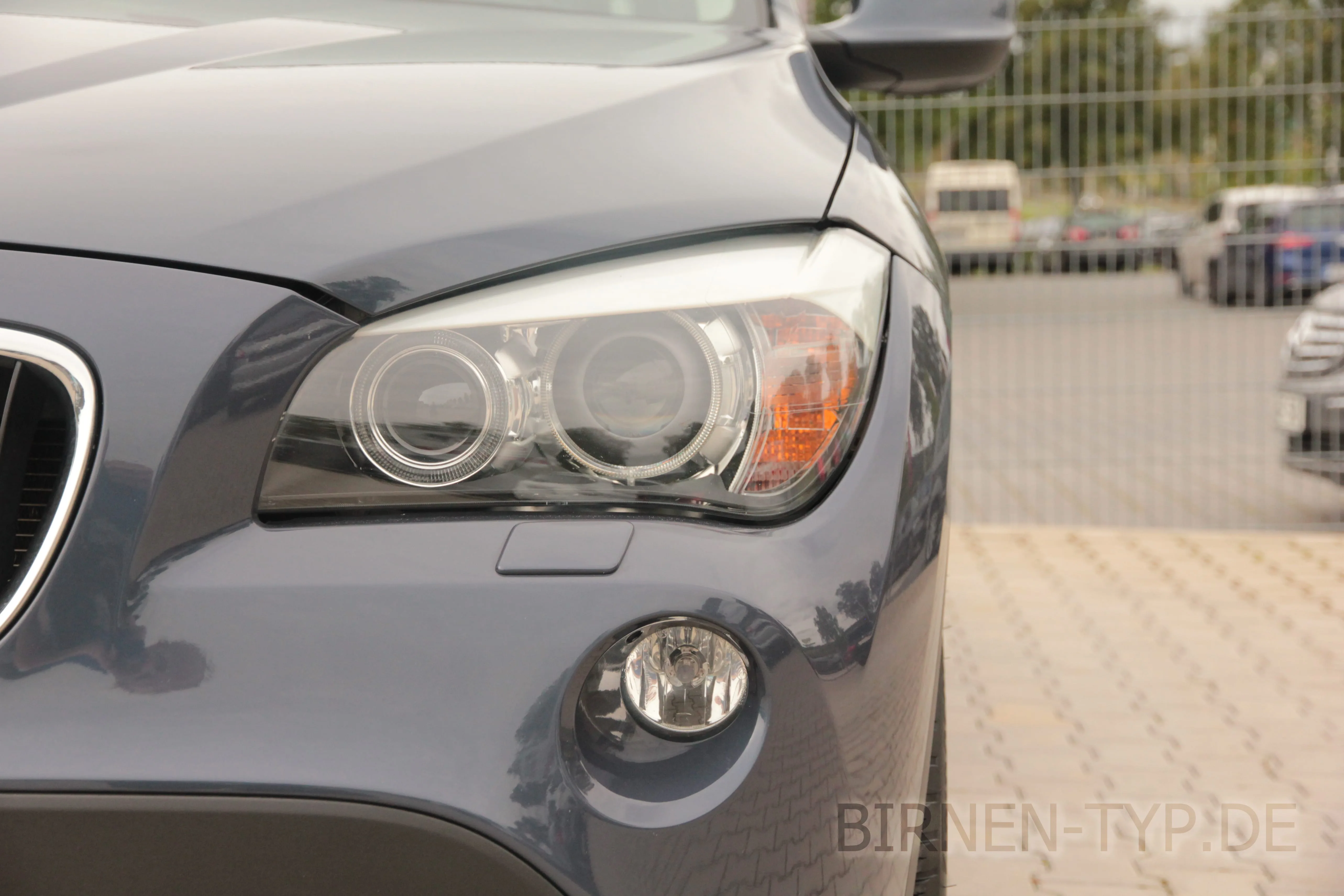 So sieht der Scheinwerfer des BMW X1 aus