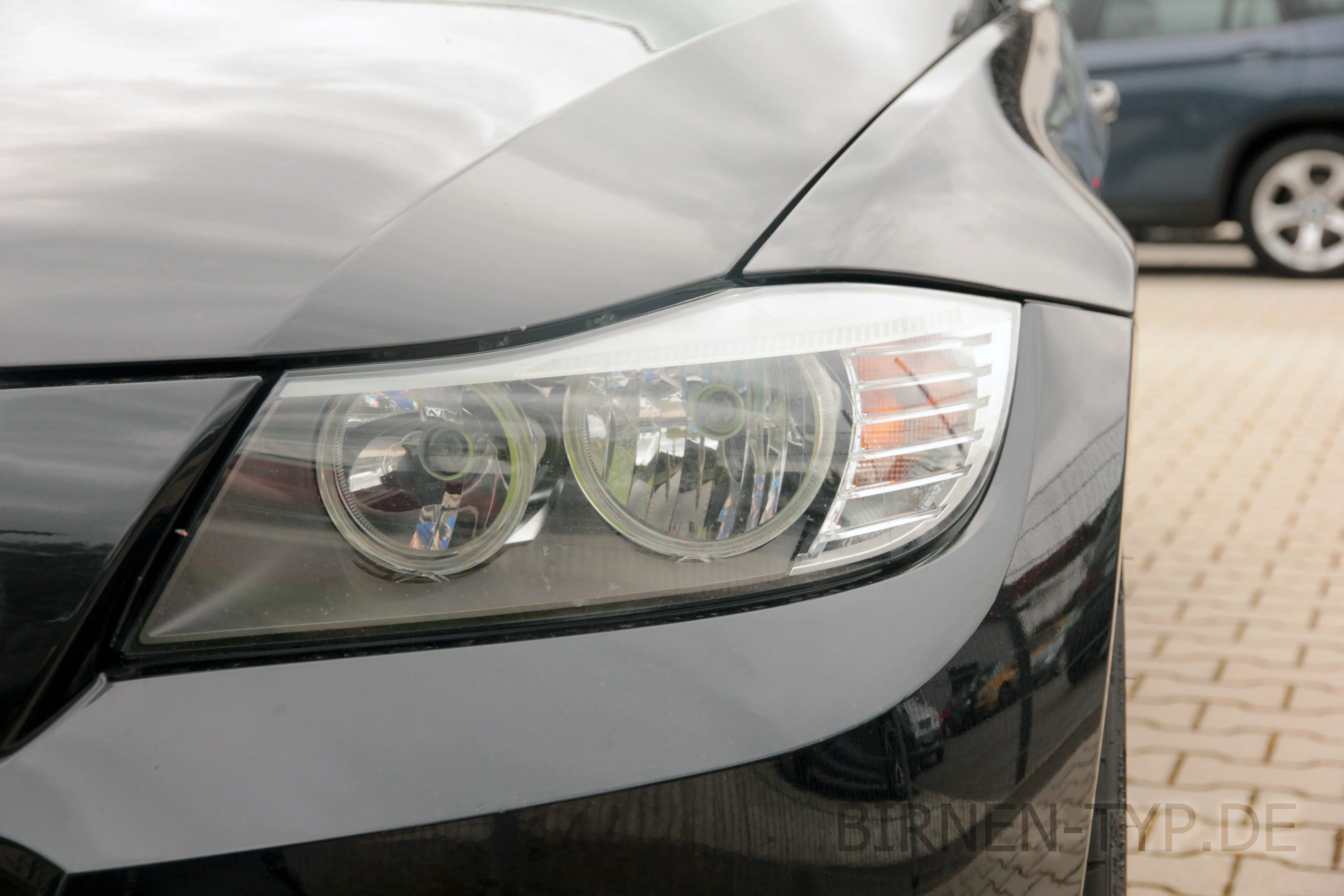 So sieht der Scheinwerfer des 3er BMW aus