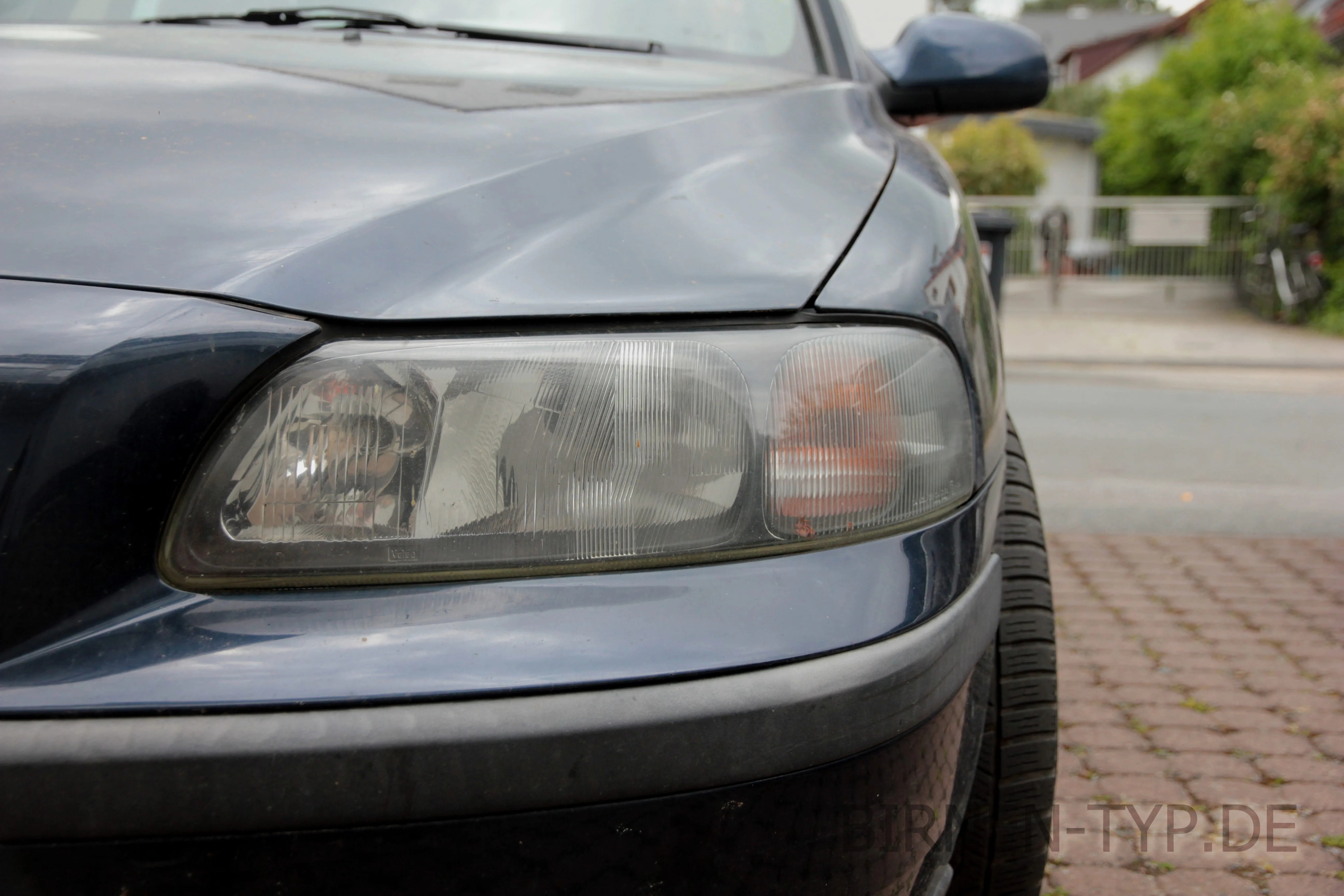 So sieht der Scheinwerfer des Volvo V70 aus