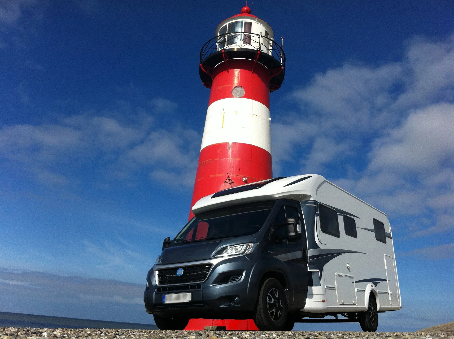 Adria Compact