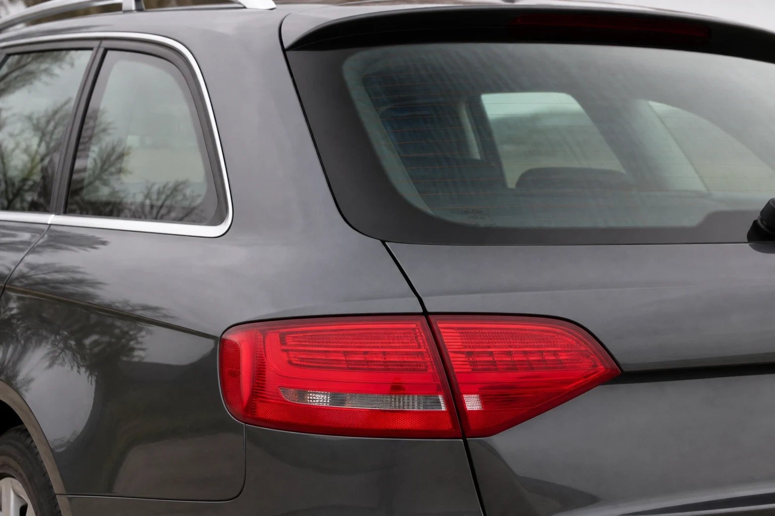 Schlusslicht des Audi A4 4. Gen (mit KI erzeugt)