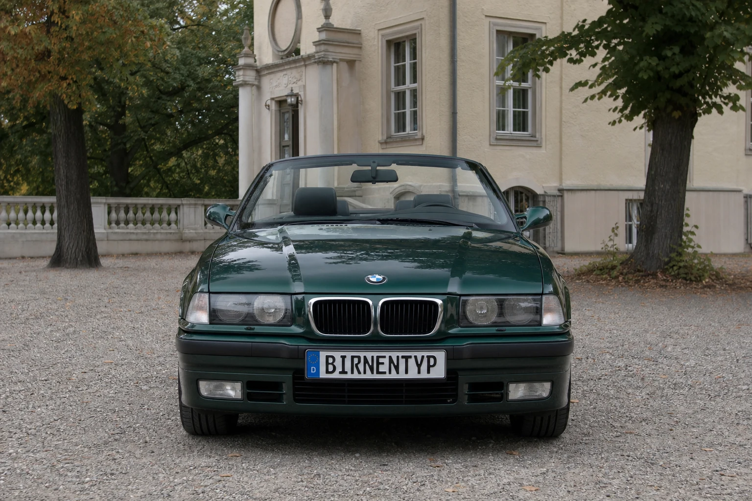 Frontansicht des BMW 3er 3. Gen (Cabriolet) (mit KI erzeugt)