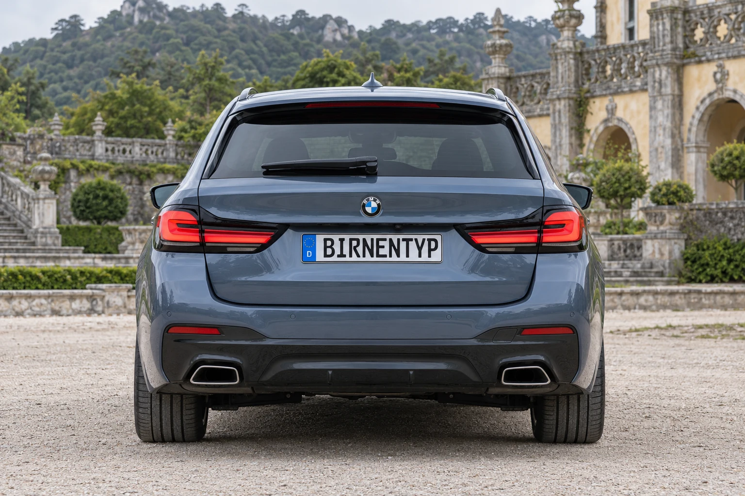 Heck-Ansicht des BMW 5er 7 Facelift (mit KI erzeugt)