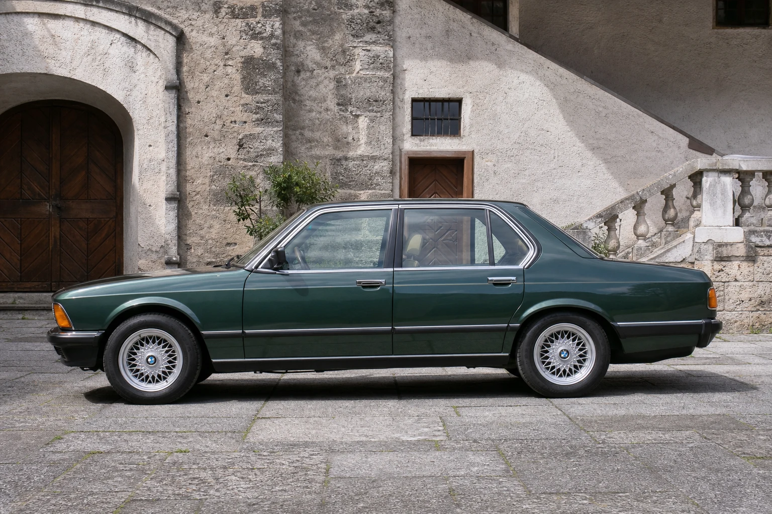 Seitenansicht (Fahrerseite) des BMW 7er 1 als Limousine (mit KI erzeugt)