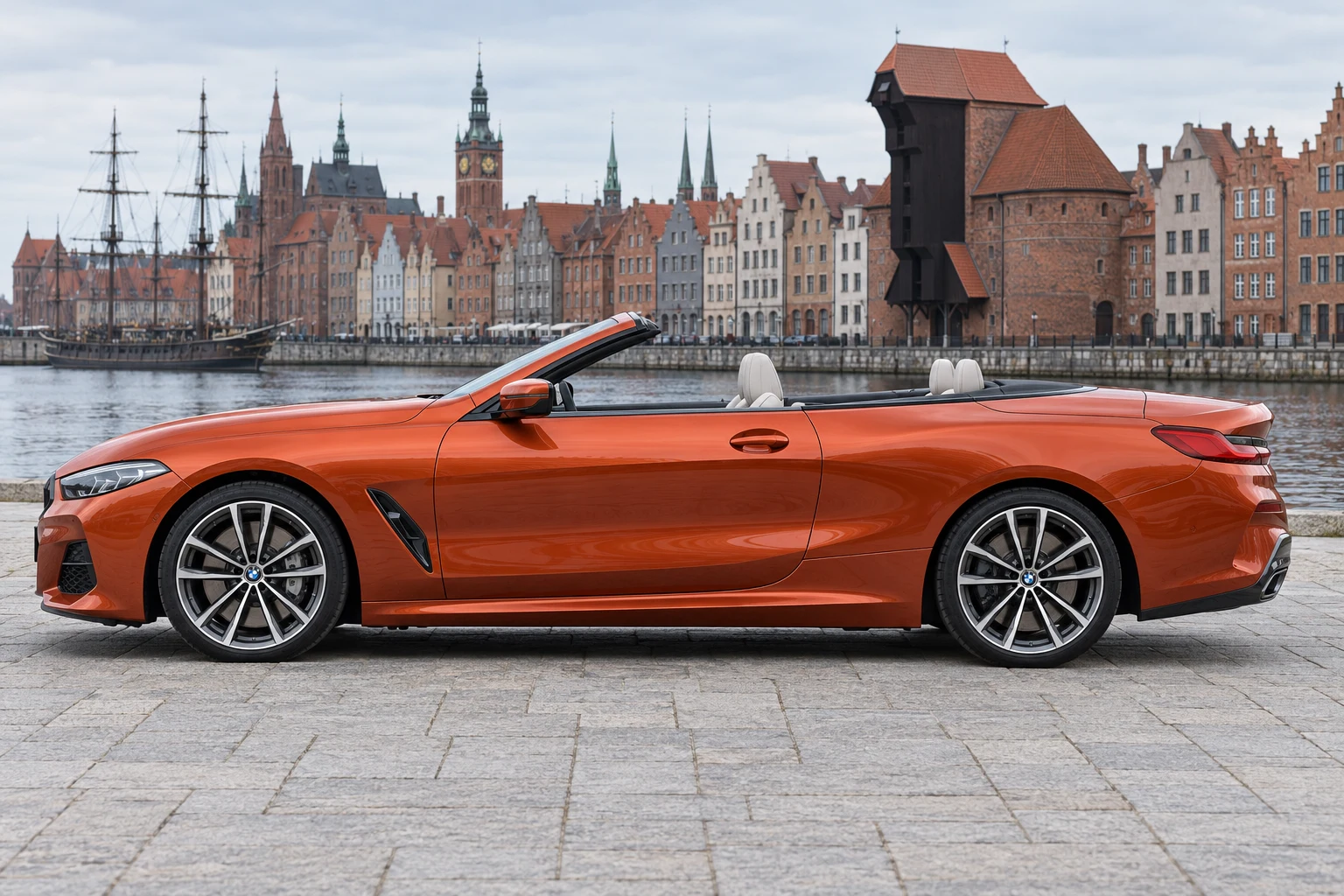Seitenansicht (Fahrerseite) des BMW 8er 2 als Cabriolet (mit KI erzeugt)