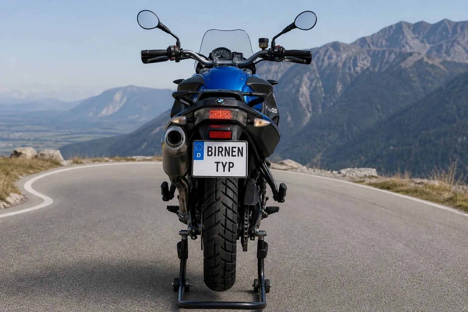 Heck-Ansicht der BMW F 800 GS (& Adventure) (mit KI erzeugt)