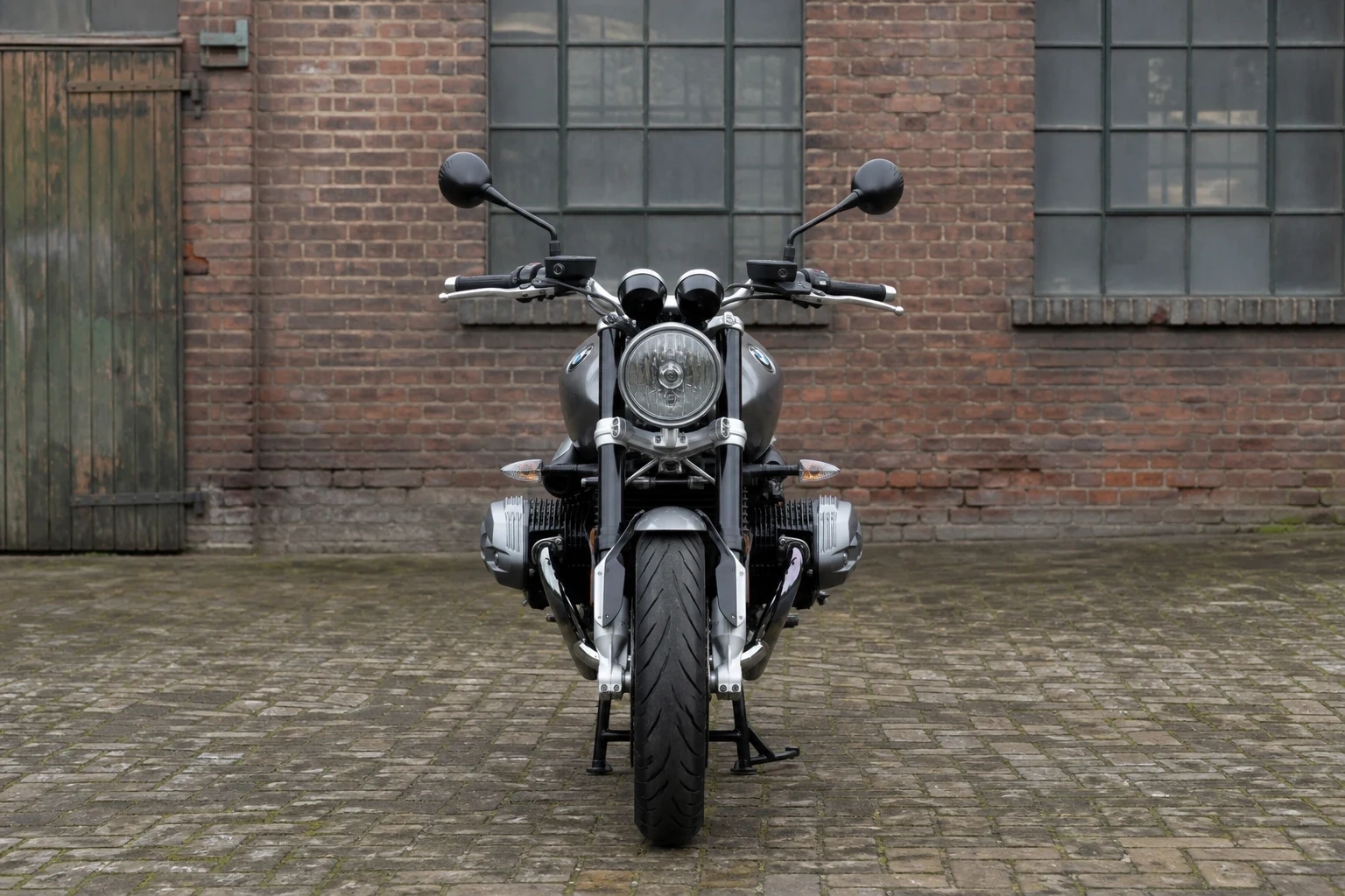 R nine T (& Pure, Racer, Scrambler, Urban G/S) Naked (mit KI erzeugt)