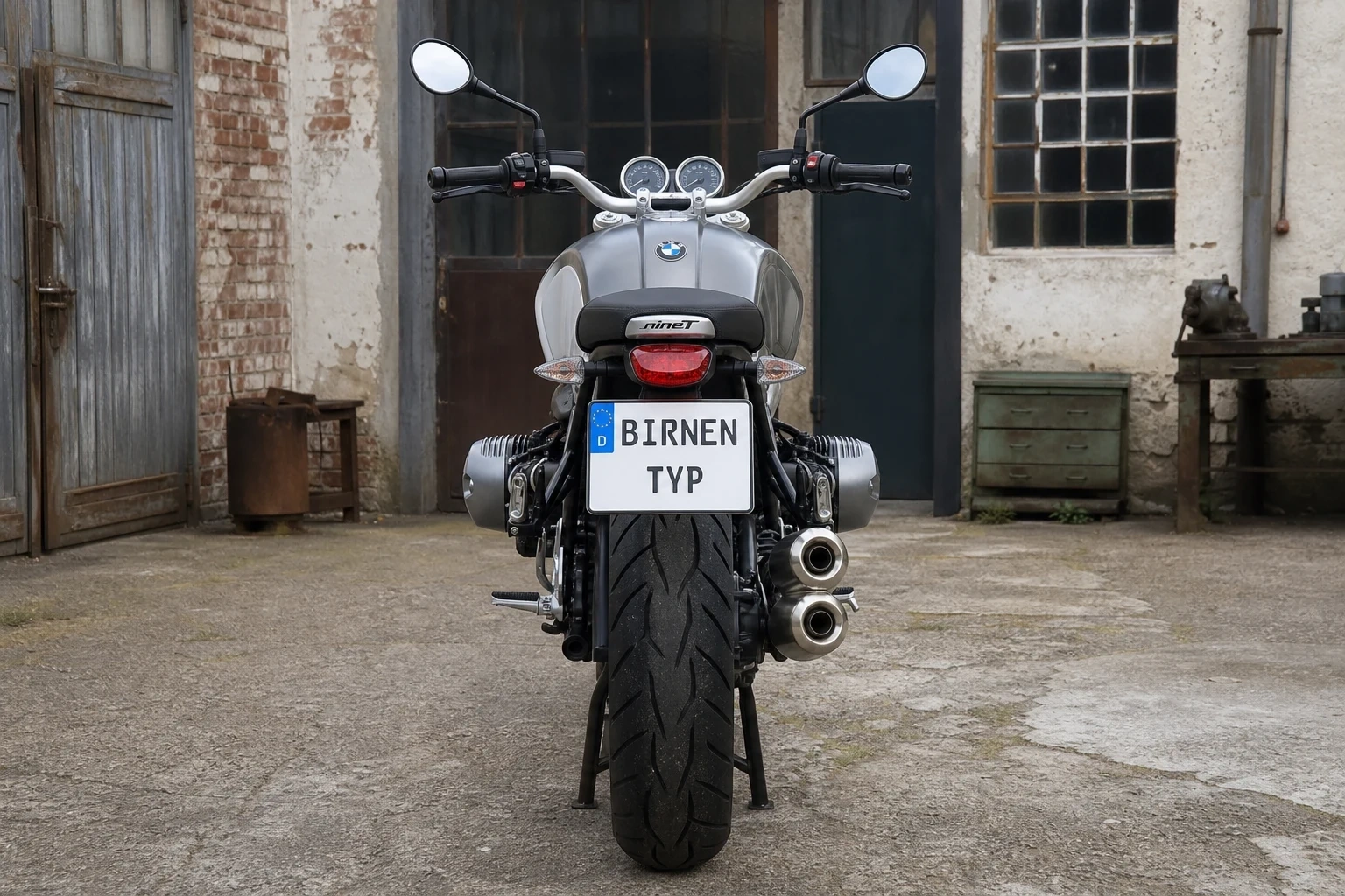 Heck-Ansicht der BMW R nine T (& Pure, Racer, Scrambler, Urban G/S) (mit KI erzeugt)