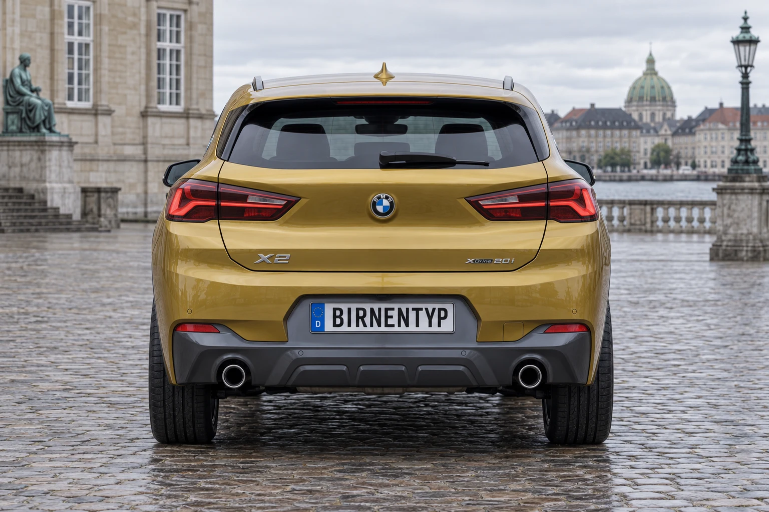 Heck-Ansicht des BMW X2 1 (mit KI erzeugt)