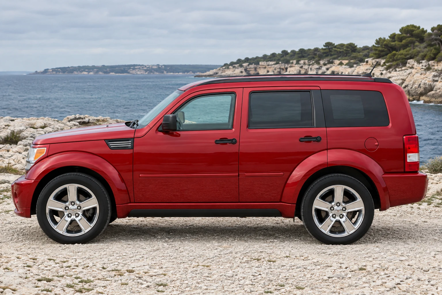 Seitenansicht (Fahrerseite) des Chrysler Nitro 1 als SUV (mit KI erzeugt)