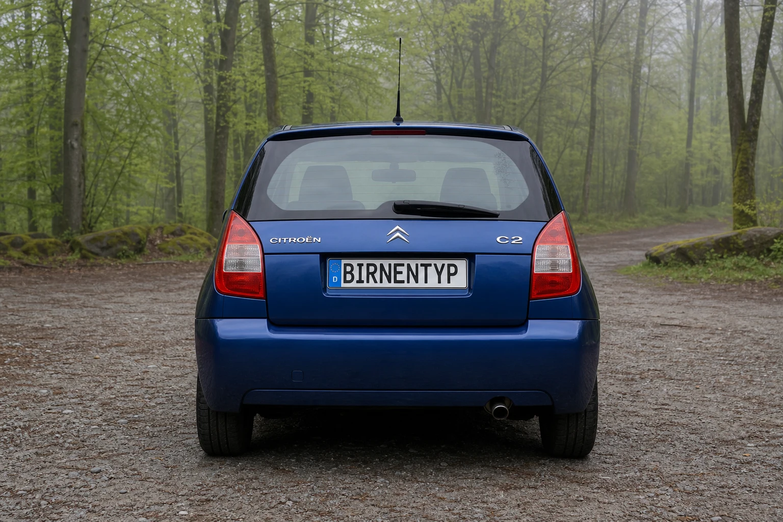 Heck-Ansicht des Citroën C2 1 (mit KI erzeugt)