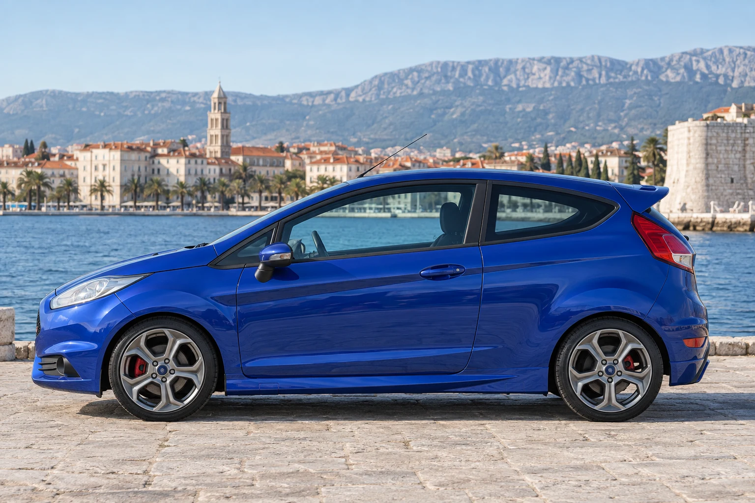 Seitenansicht (Fahrerseite) des Ford Fiesta 7. Gen als ST (182 PS / ST200) (mit KI erzeugt)