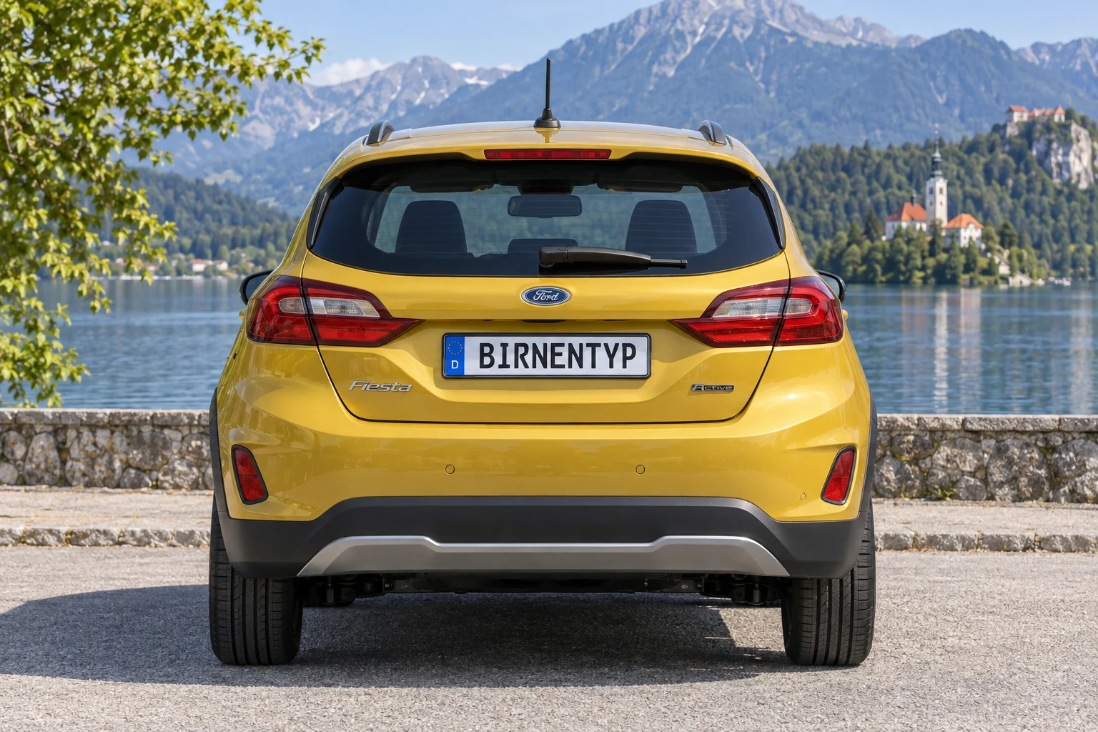 Heck-Ansicht des Ford Fiesta MK8 (Active (Crossover)) (mit KI erzeugt)