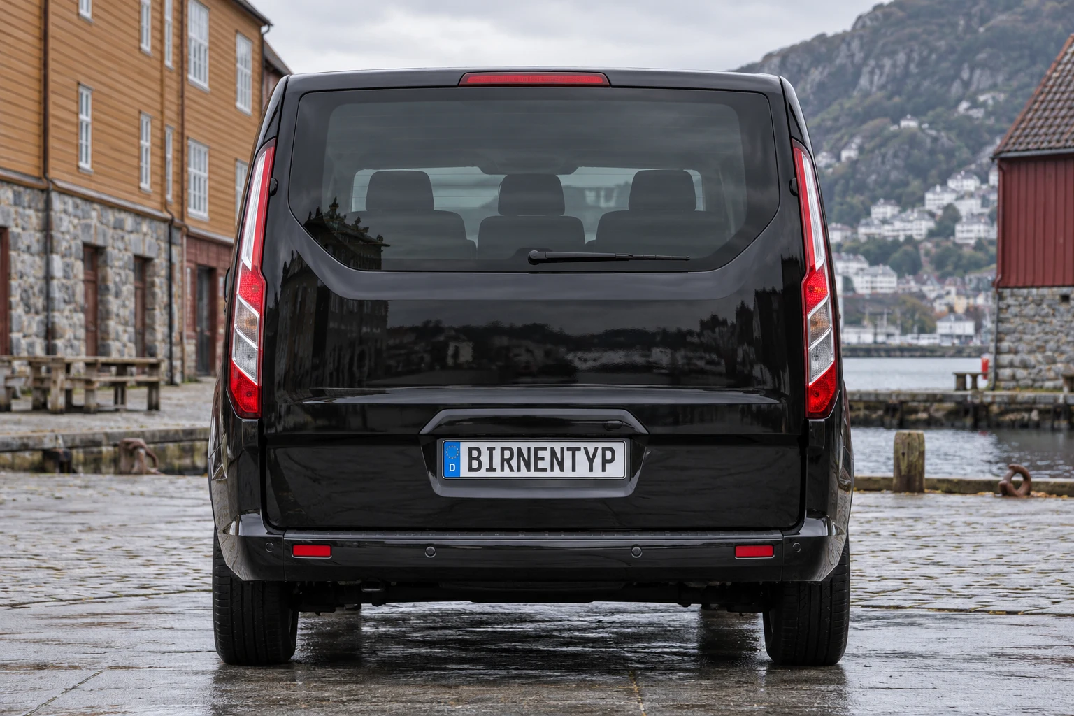 Heck-Ansicht des Ford Transit 7 Facelift (mit KI erzeugt)