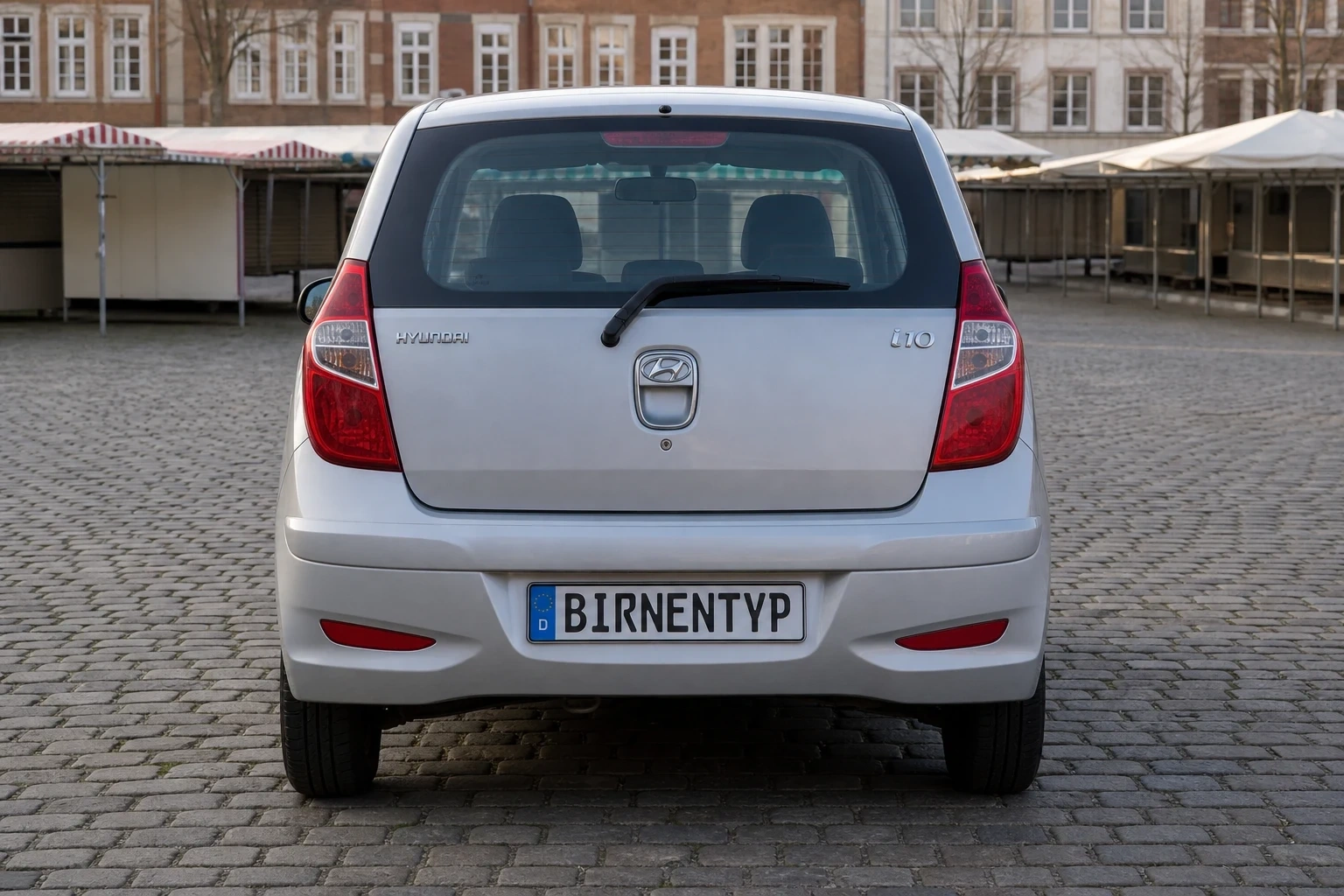 Heck-Ansicht des Hyundai i10 1. Gen (mit KI erzeugt)