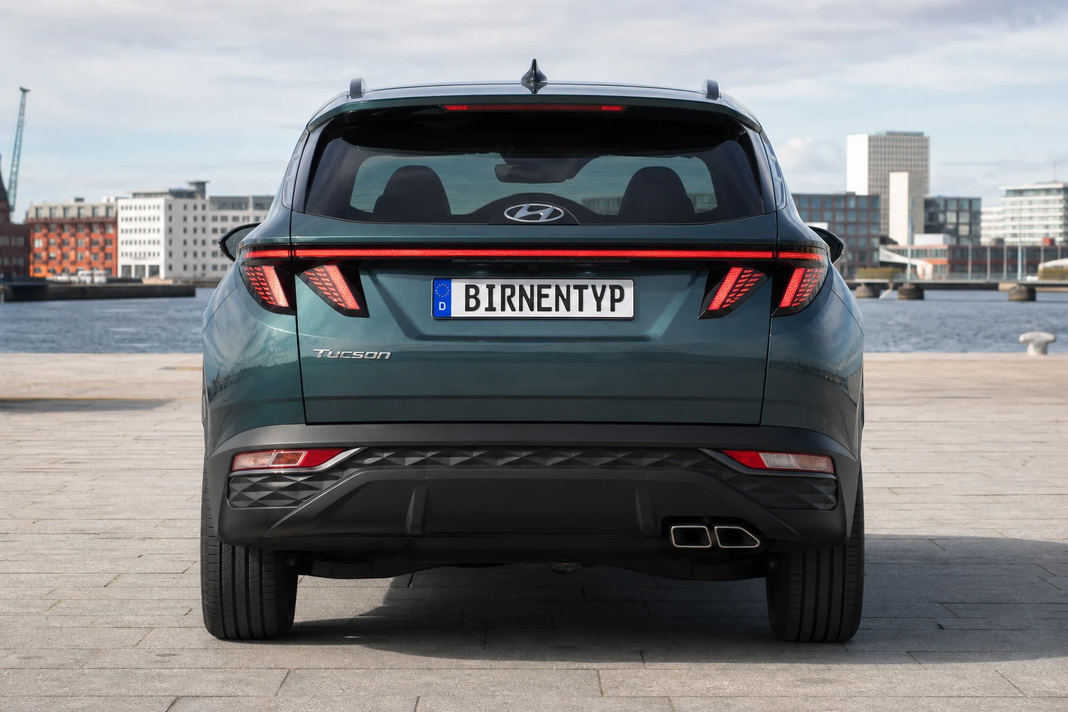 Heck-Ansicht des Hyundai ix35 / Tucson 4 (mit KI erzeugt)