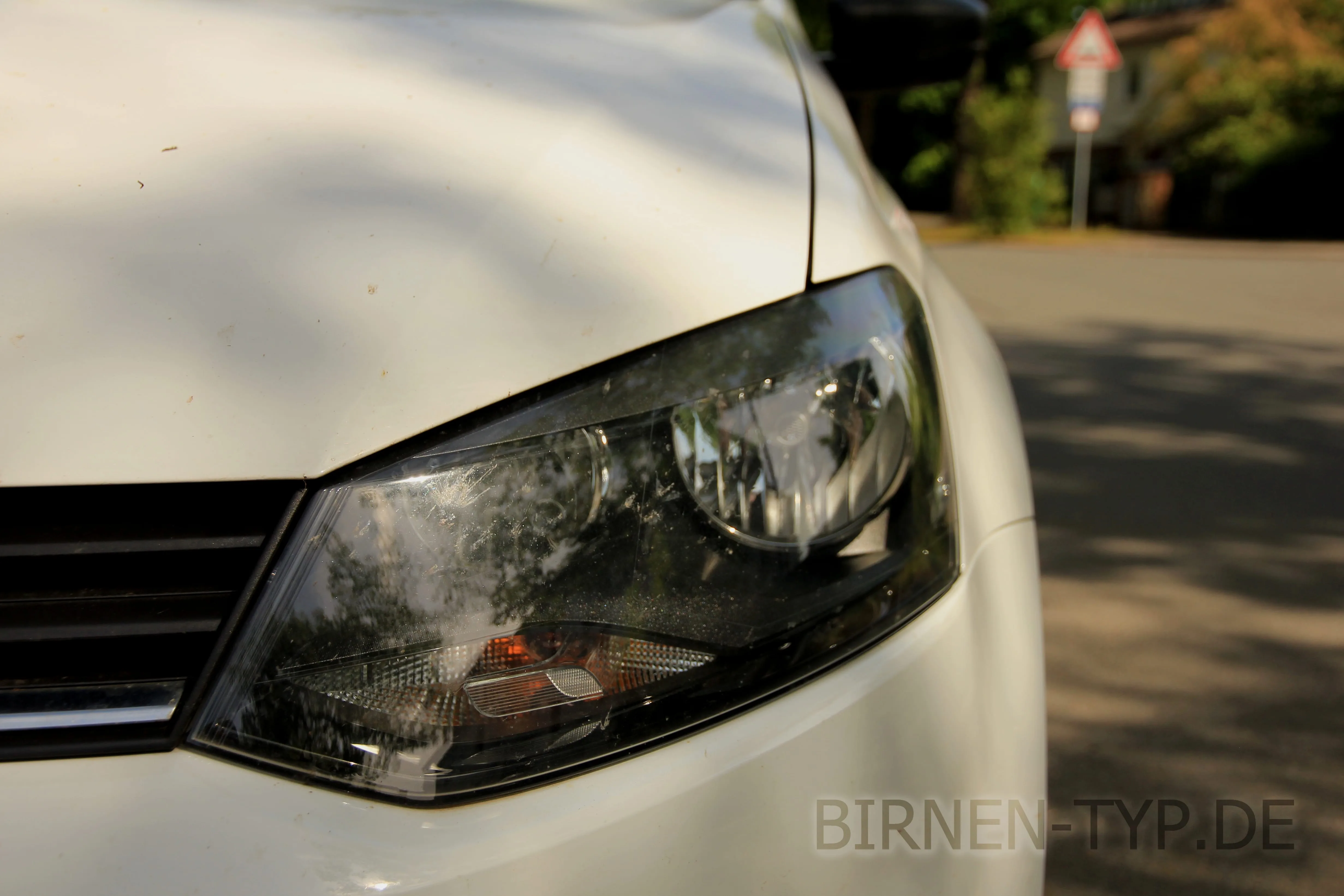 links Frontscheinwerfer Volkswagen VW Polo 5 6R1 6C1 H7 D3S Birne Birnchen Lampe Leuchte Wechsel Ersatz Tausch Licht Halogen Reparatur Defekt kaputt dual headlight IMG_9895 (2)