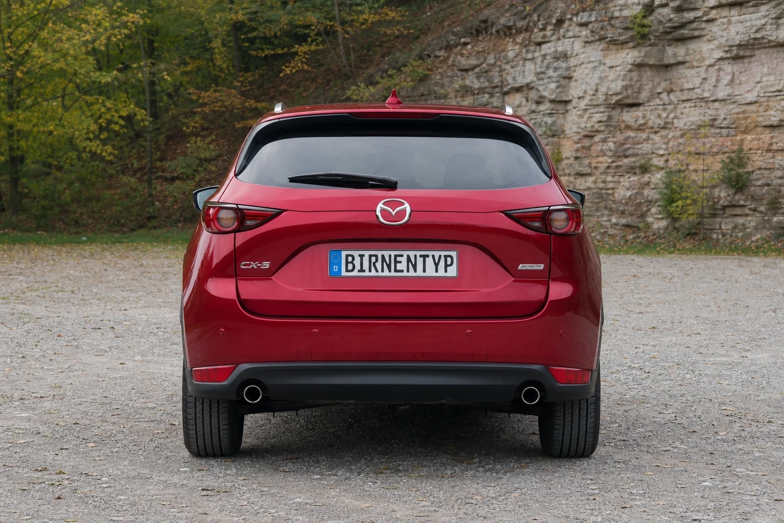 Heck-Ansicht des Mazda CX-5 2. Gen (mit KI erzeugt)